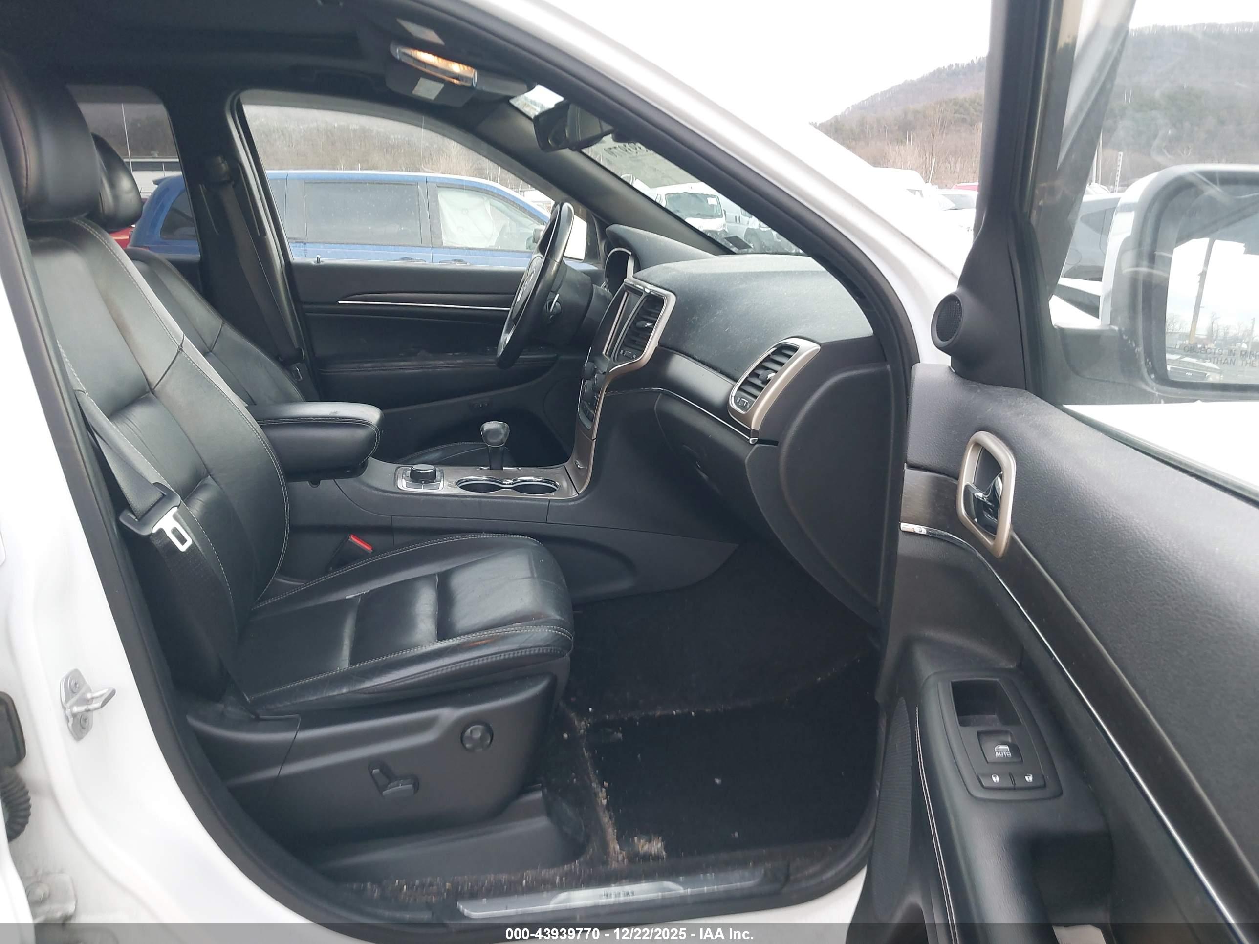 JEEP GRAND image 5