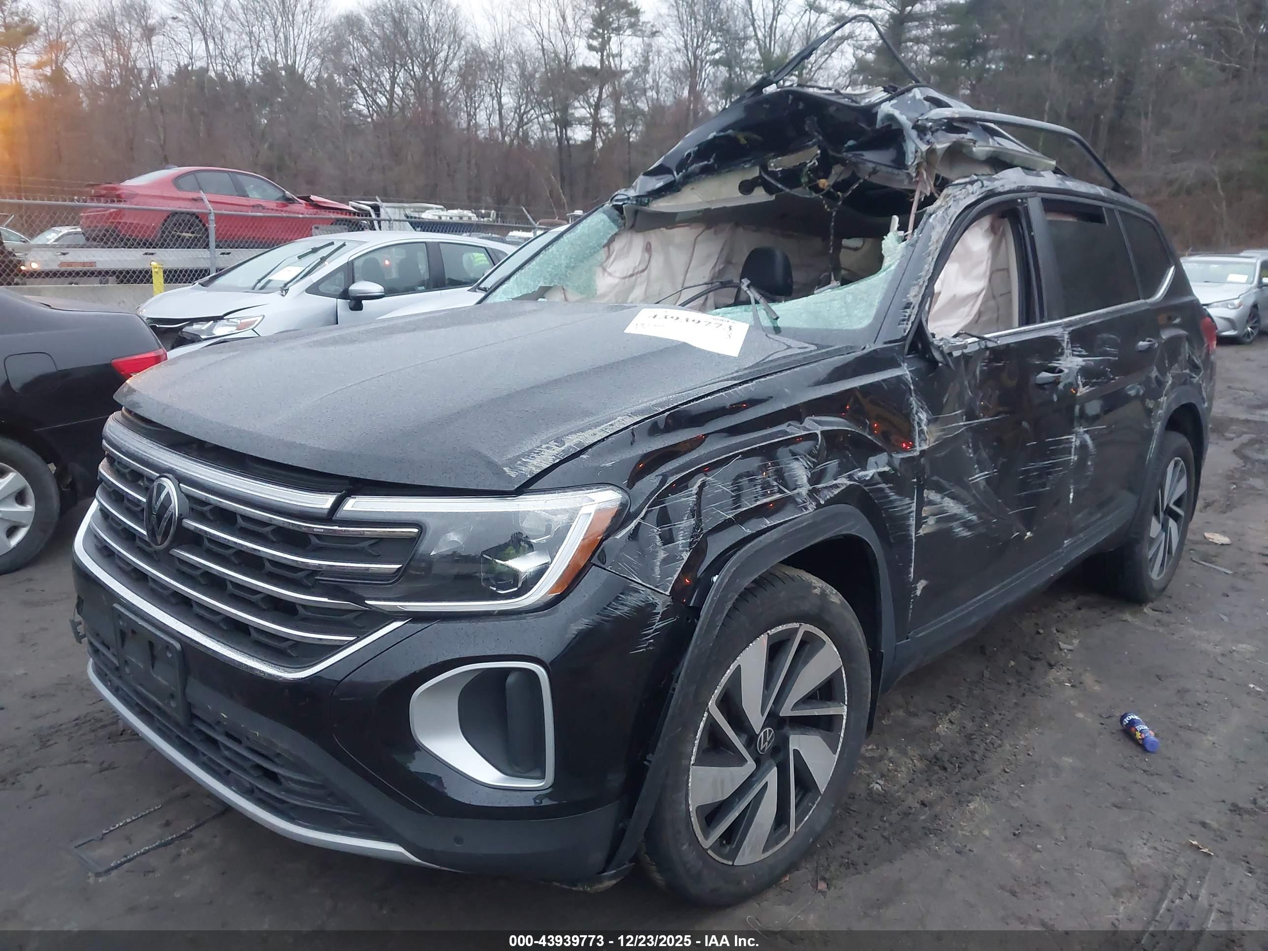 VOLKSWAGEN ATLAS image 2