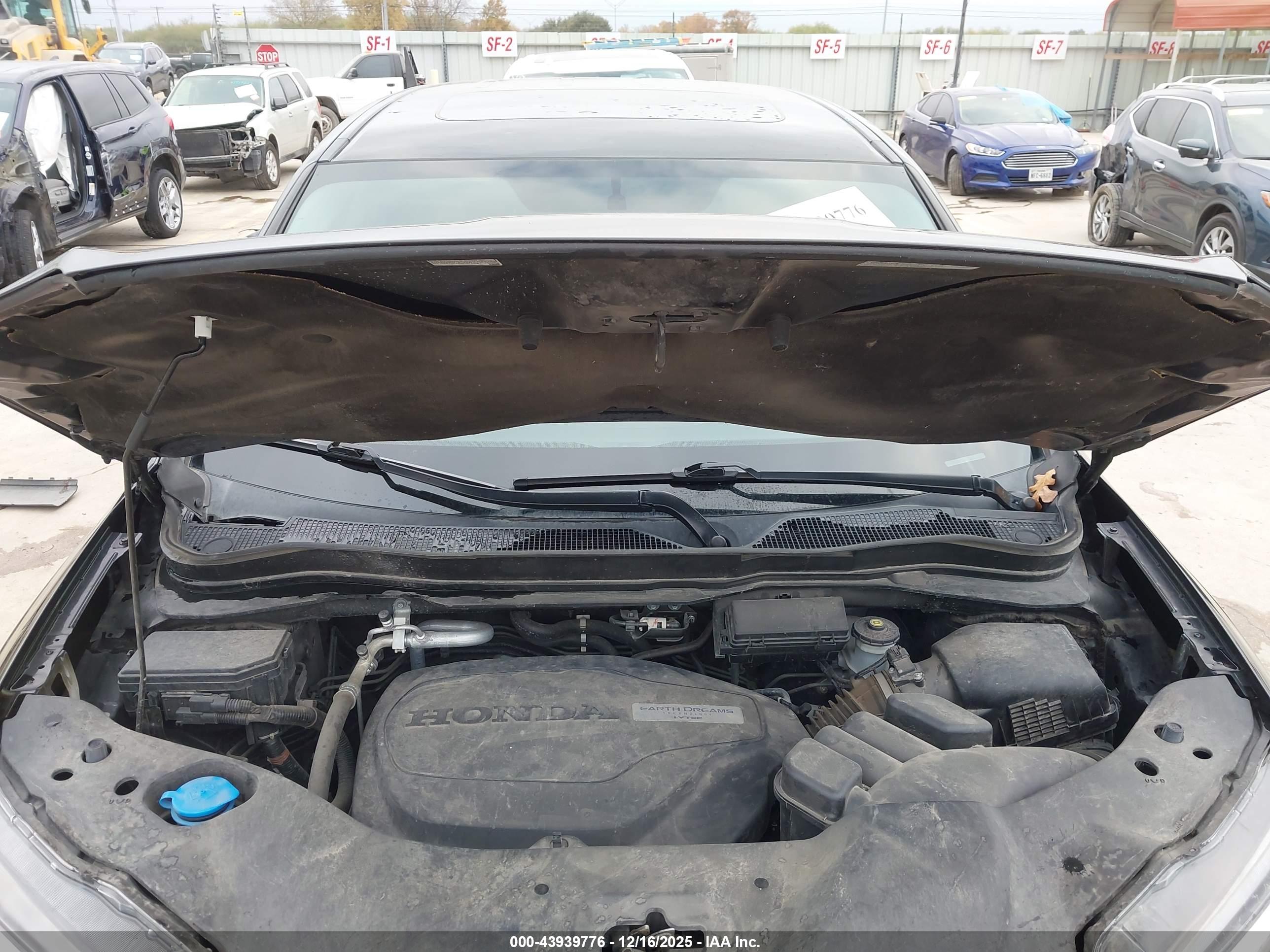HONDA PILOT image 10