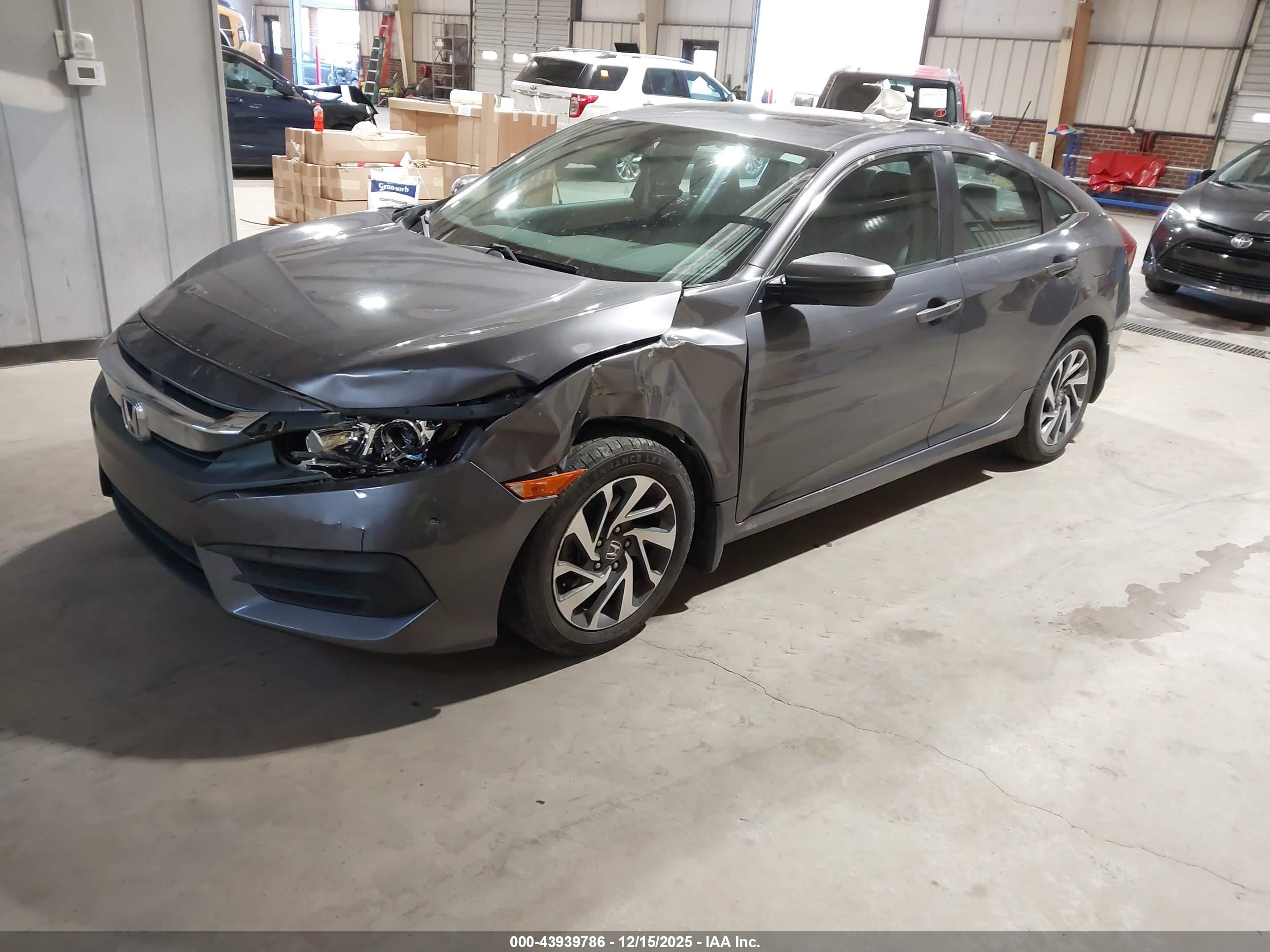 HONDA CIVIC image 2