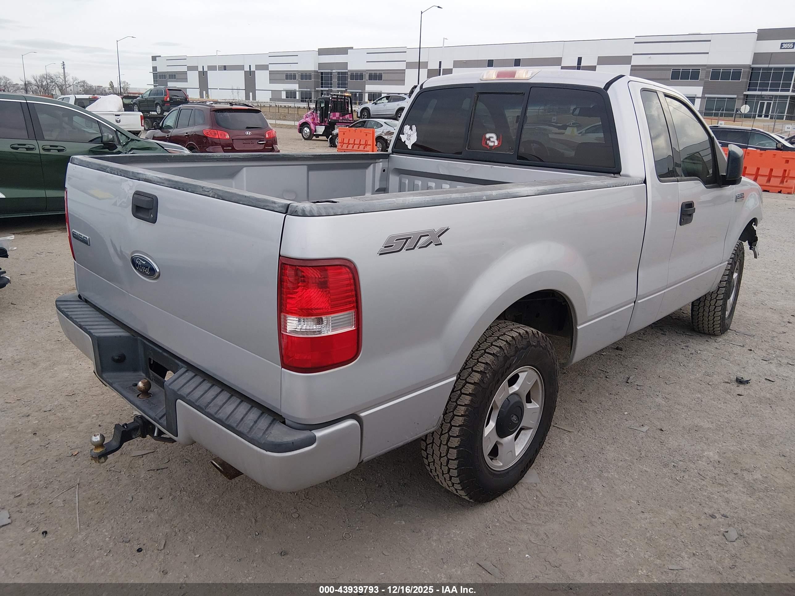 FORD F-150 image 4