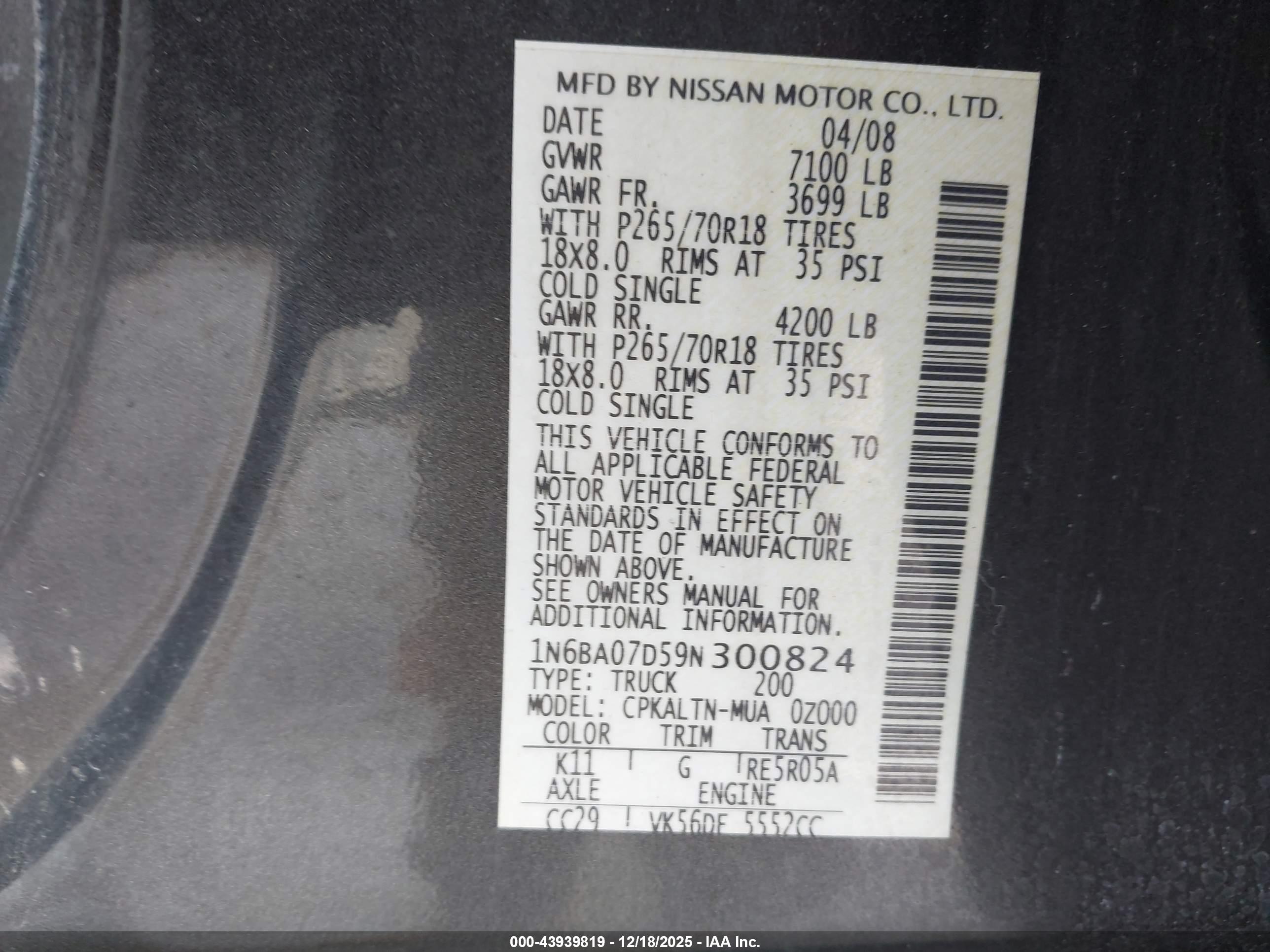 NISSAN TITAN image 9
