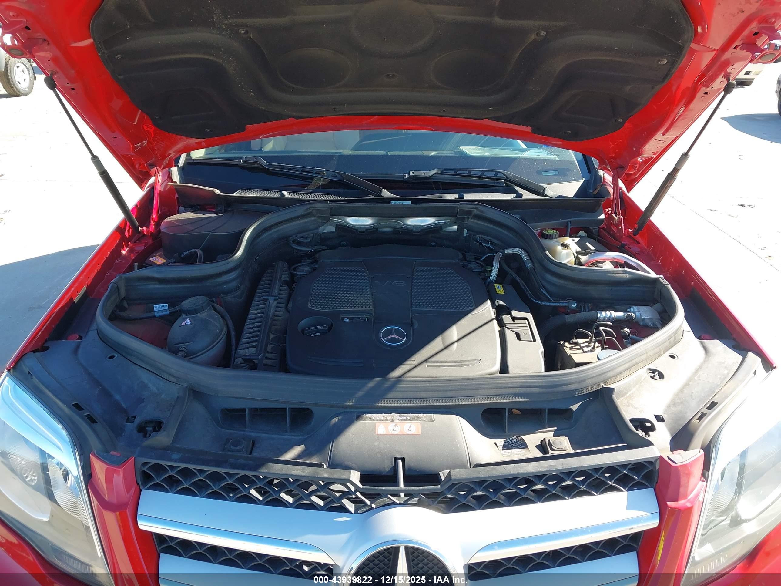 MERCEDES-BENZ GLK image 10