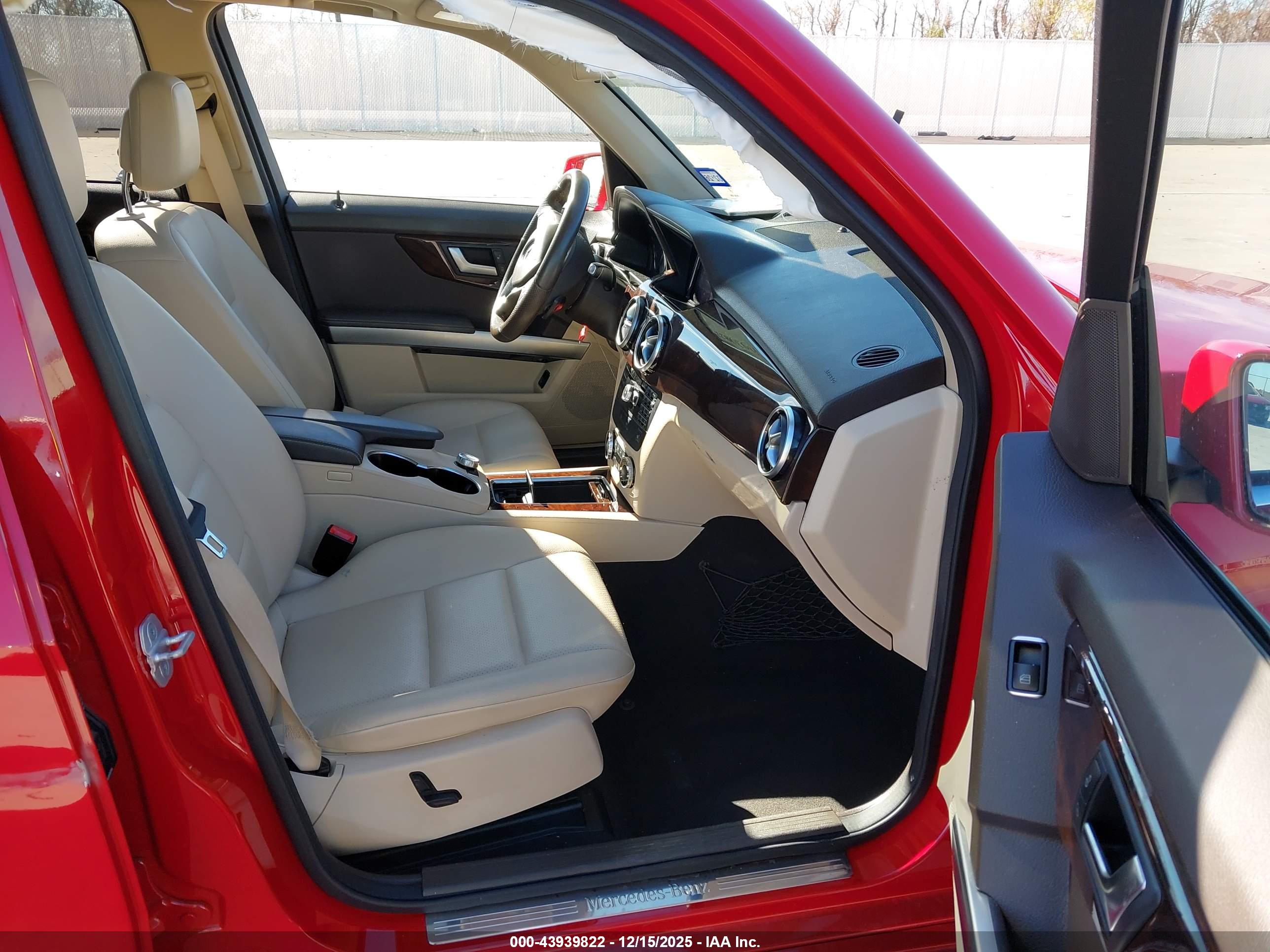 MERCEDES-BENZ GLK image 5