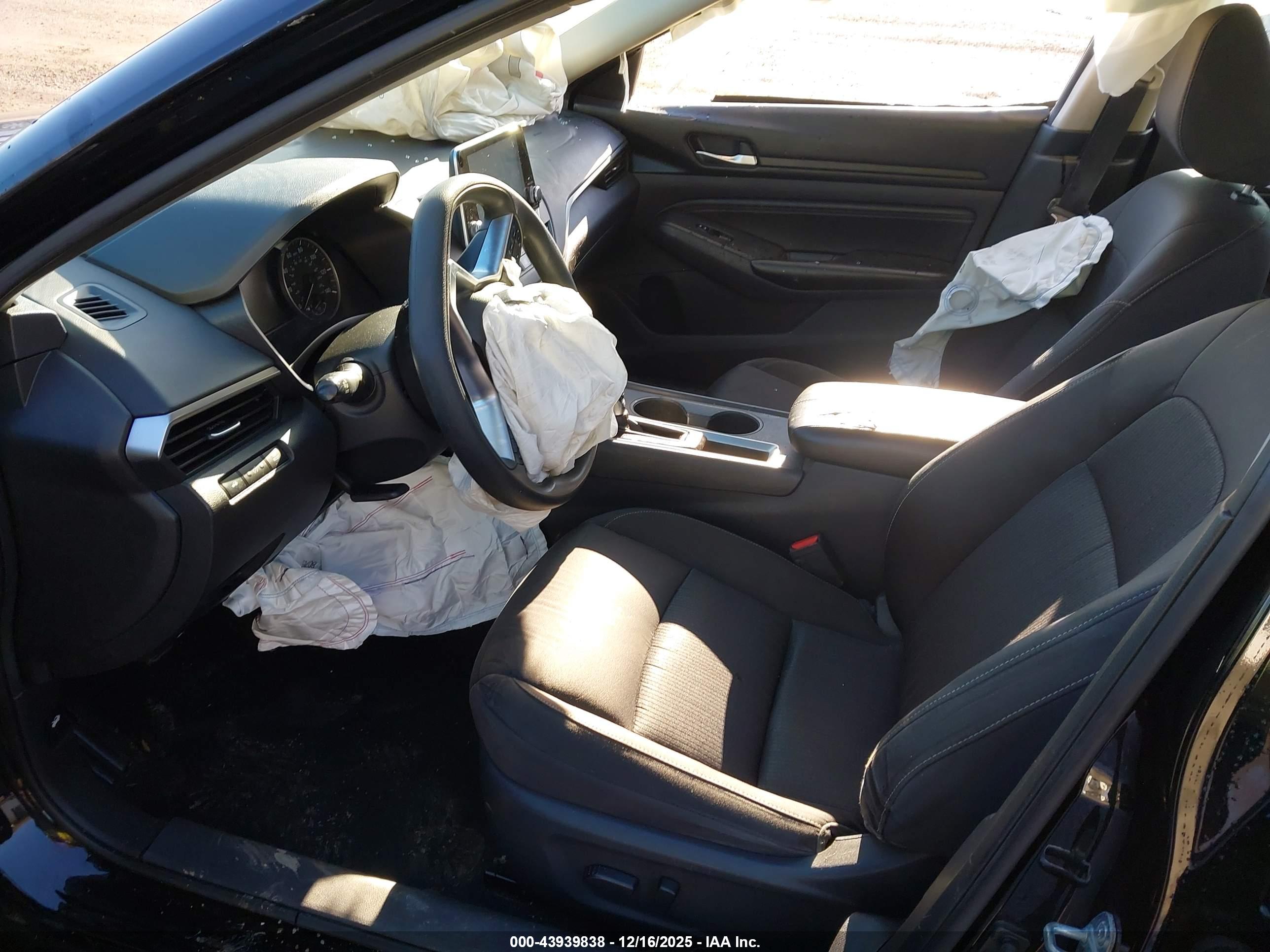 NISSAN ALTIMA image 5