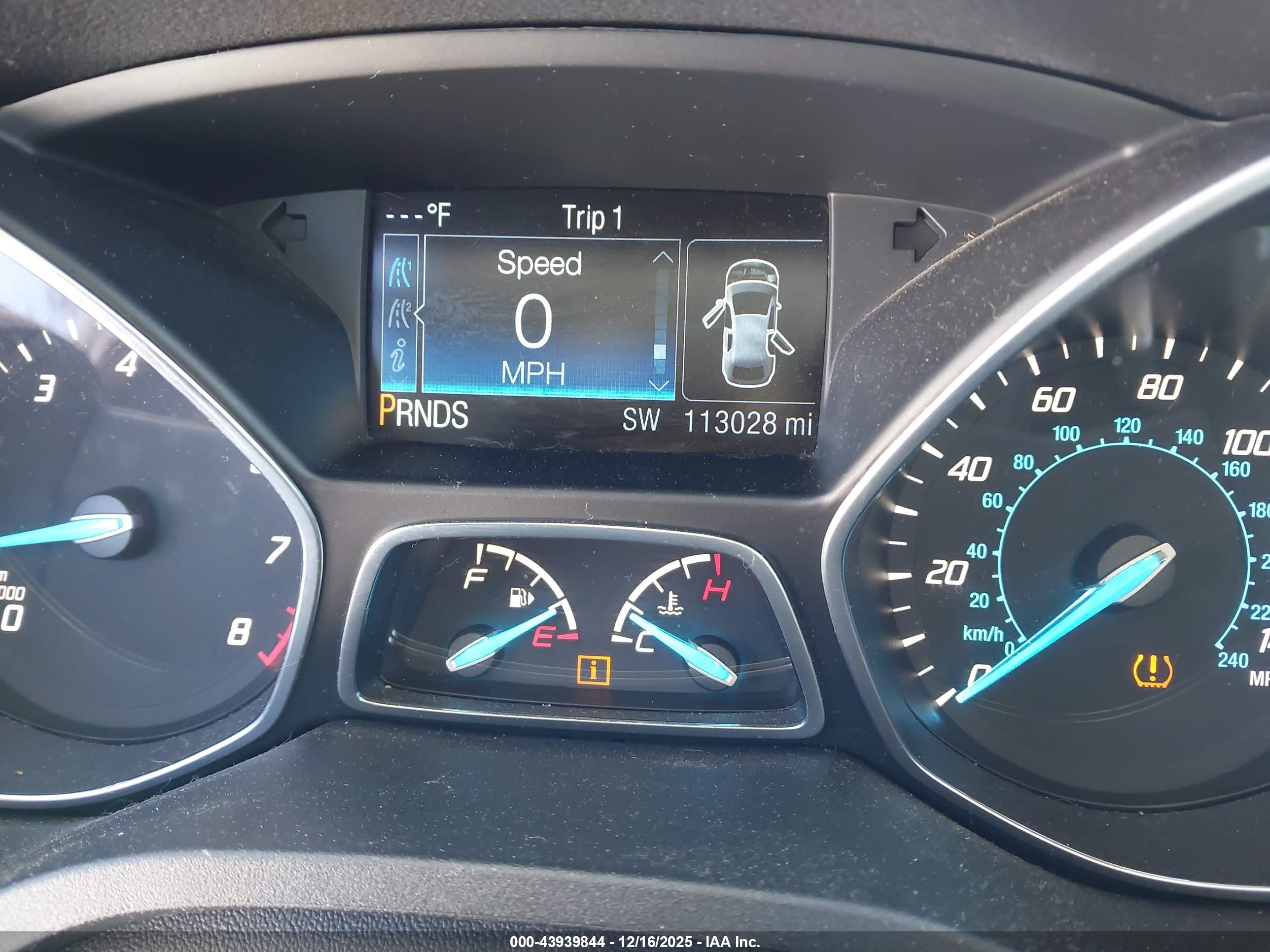FORD ESCAPE image 7