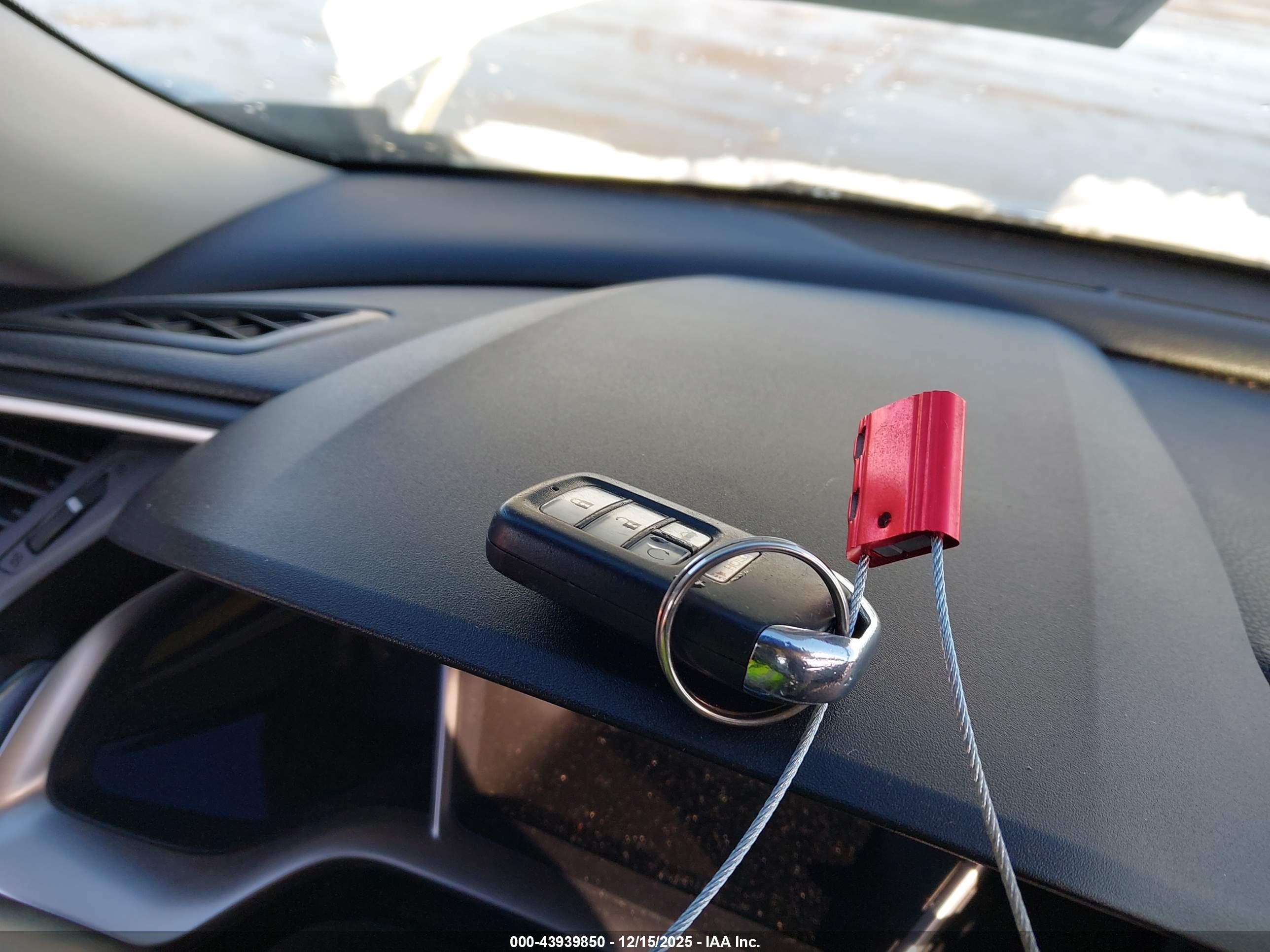 HONDA CIVIC image 11