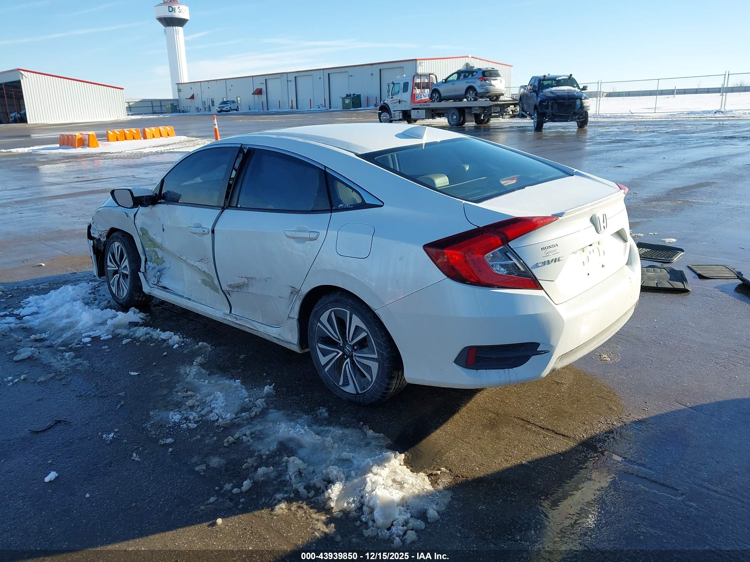 HONDA CIVIC image 3