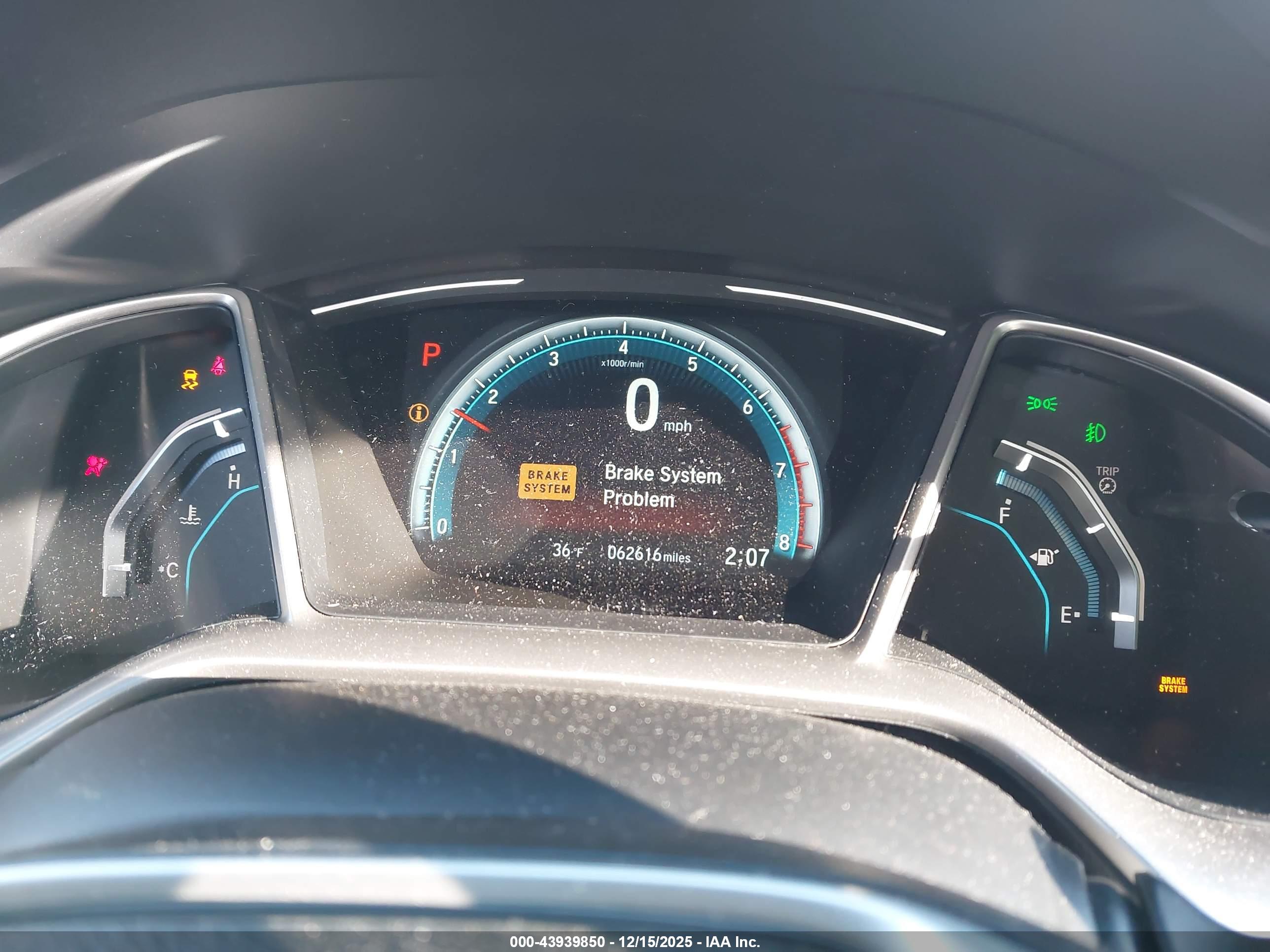 HONDA CIVIC image 7