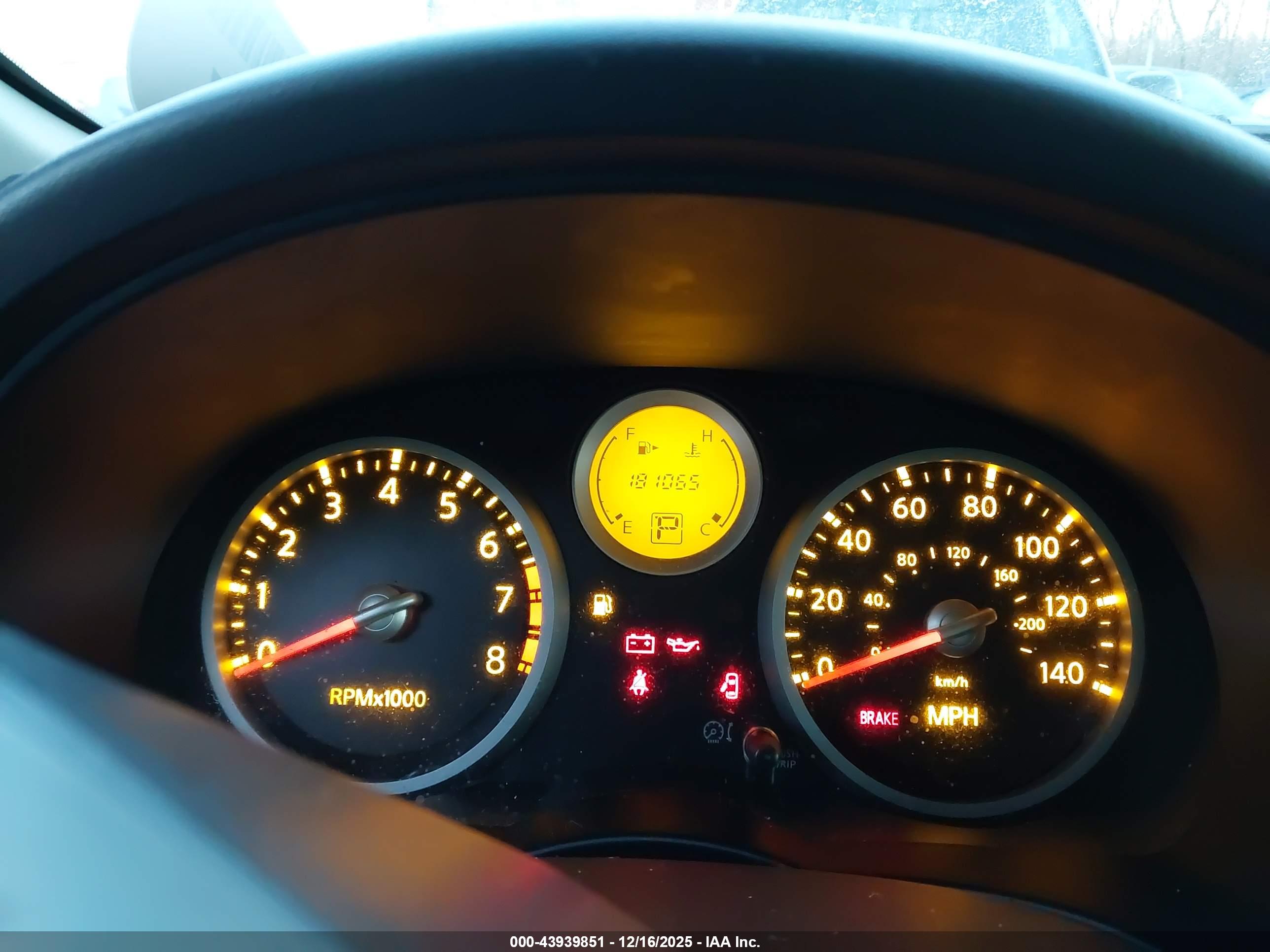 NISSAN SENTRA image 7