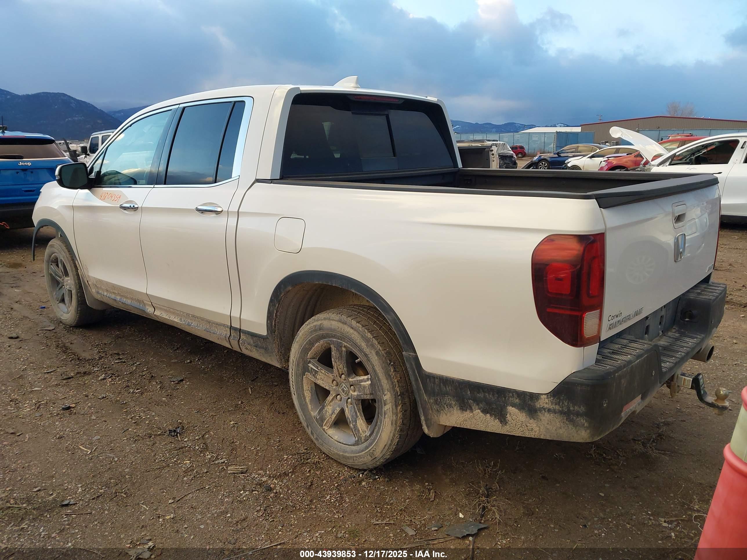 HONDA RIDGELINE image 3