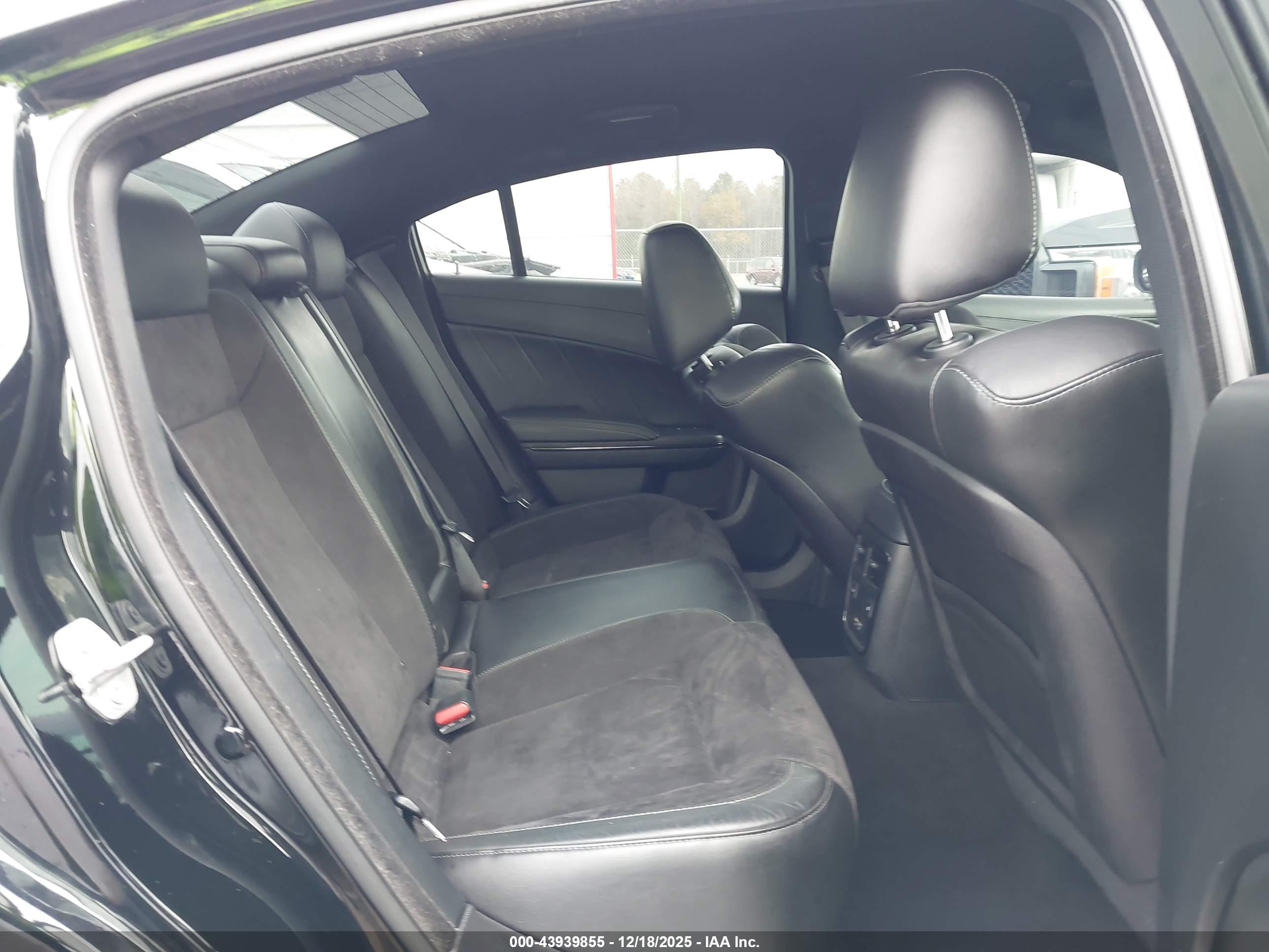 DODGE CHARGER image 8