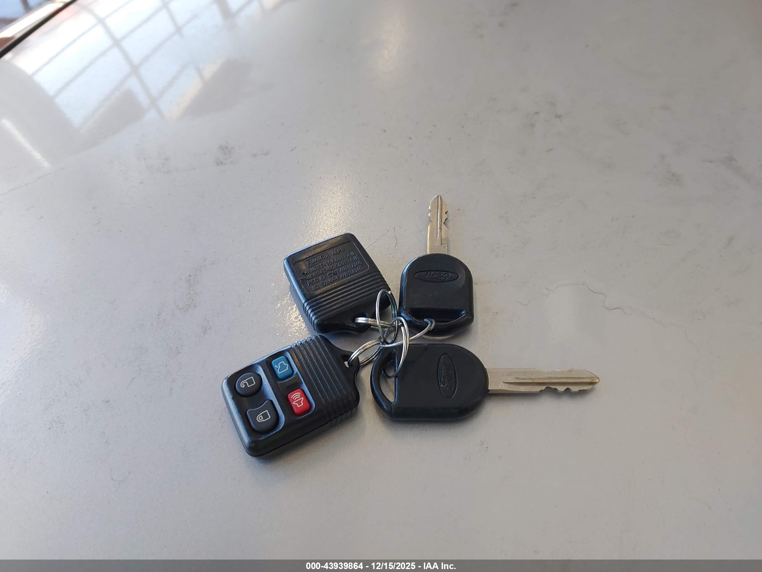 FORD FOCUS image 11