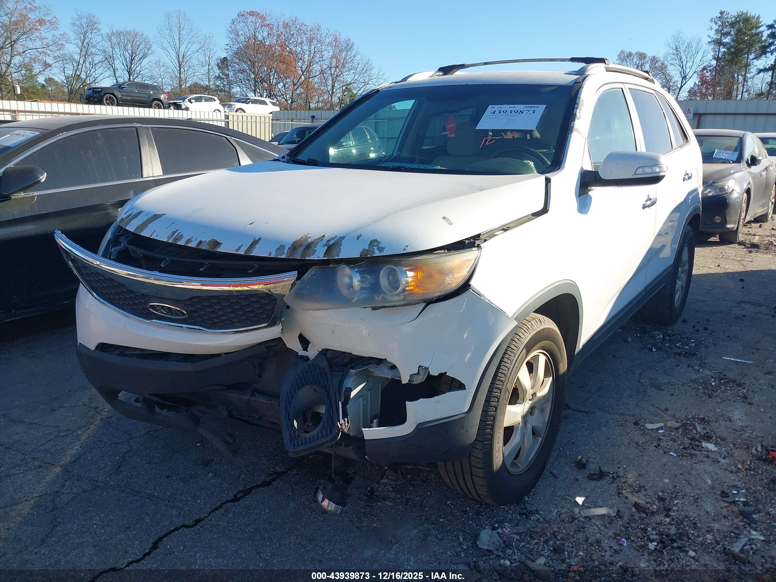 KIA SORENTO image 6