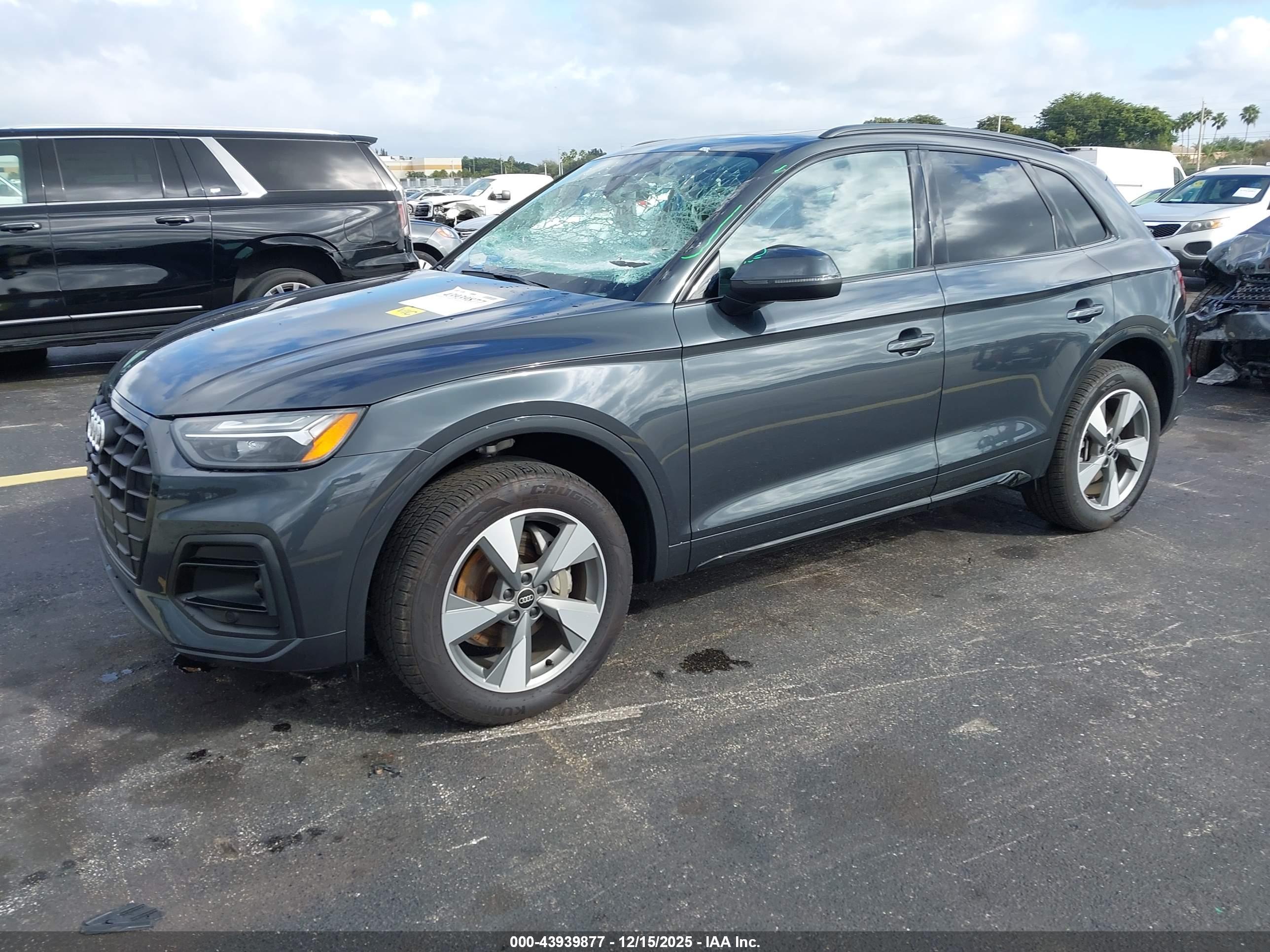 AUDI Q5 image 2