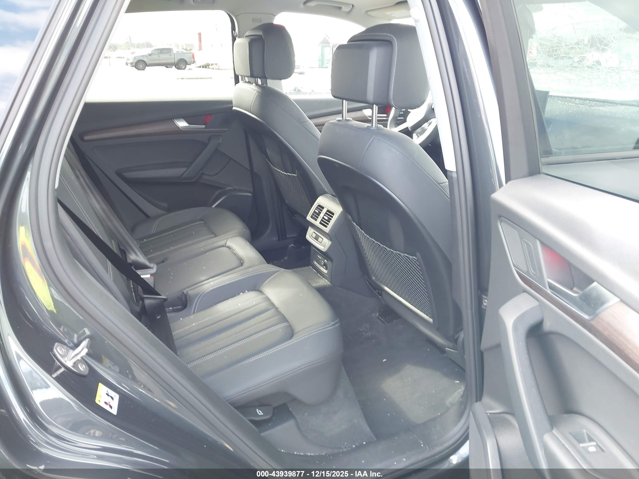 AUDI Q5 image 8