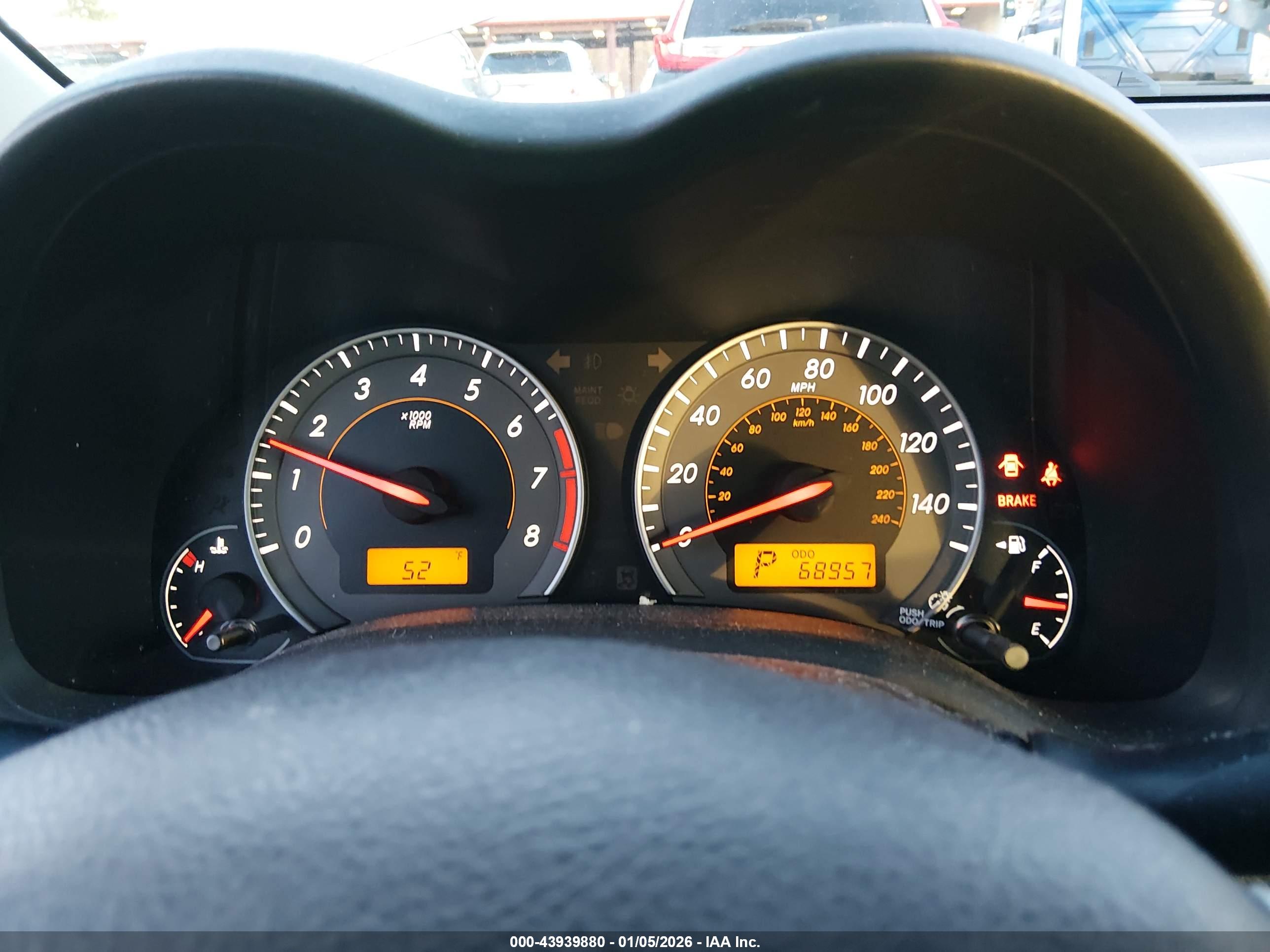 TOYOTA COROLLA image 7