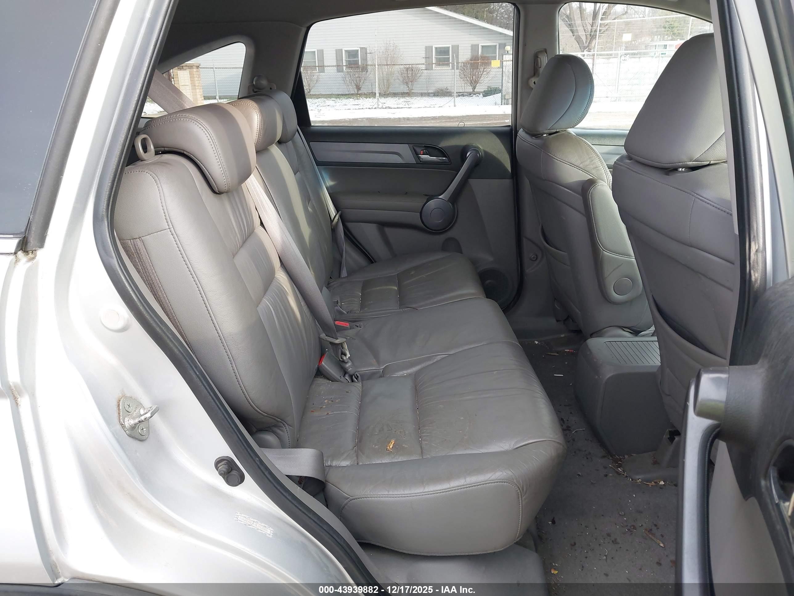 HONDA CR-V image 8