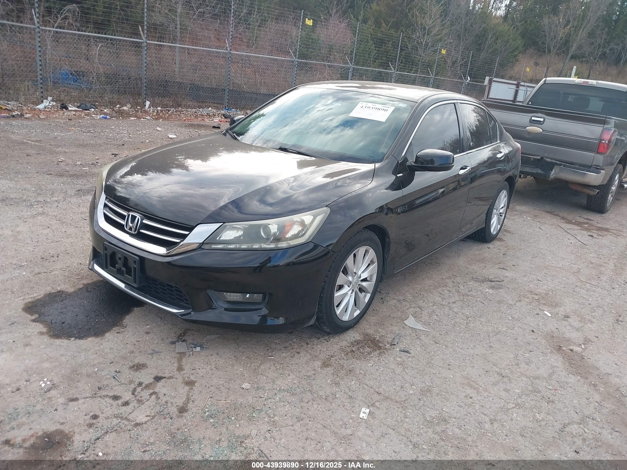HONDA ACCORD image 2