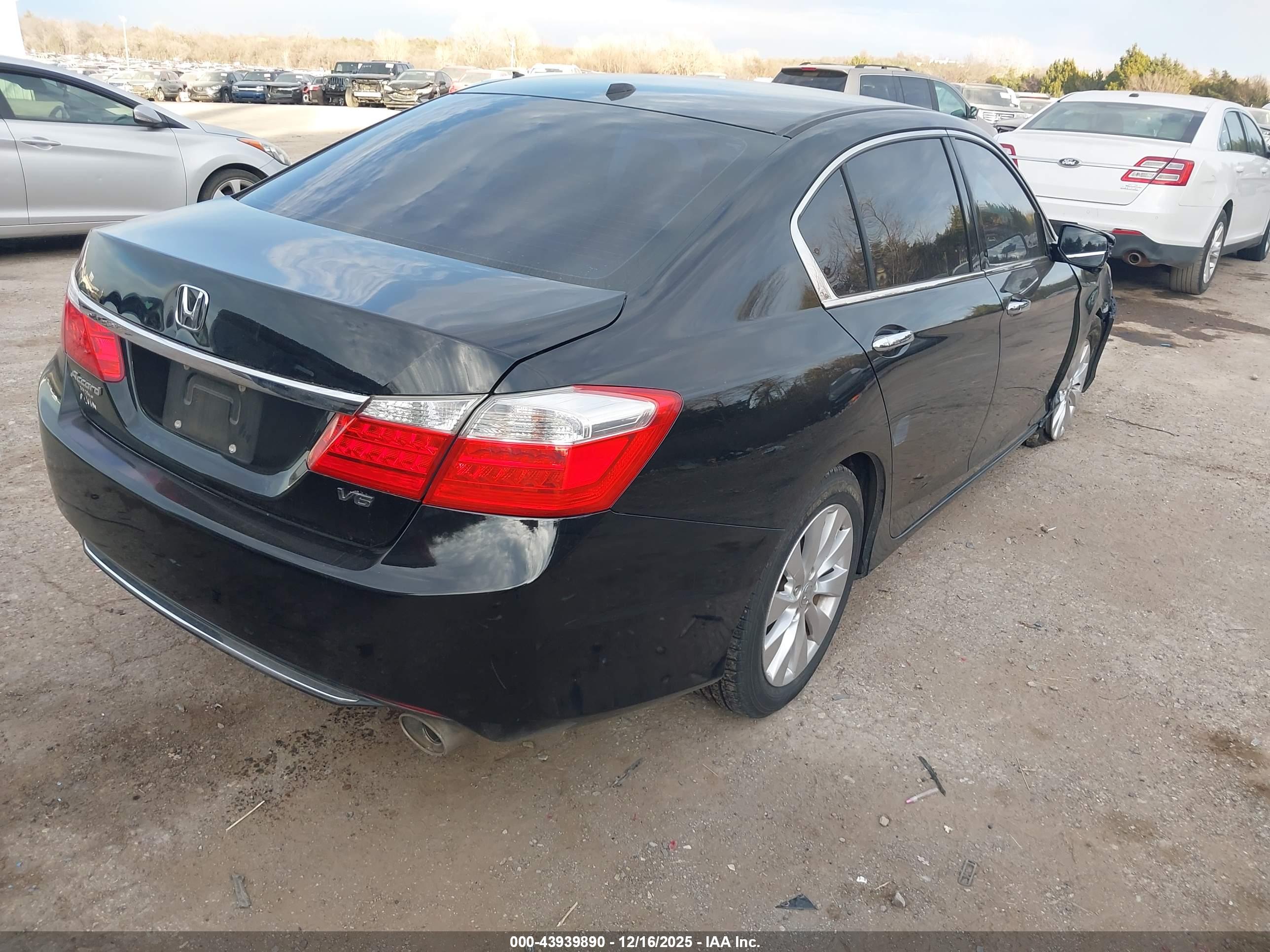 HONDA ACCORD image 4