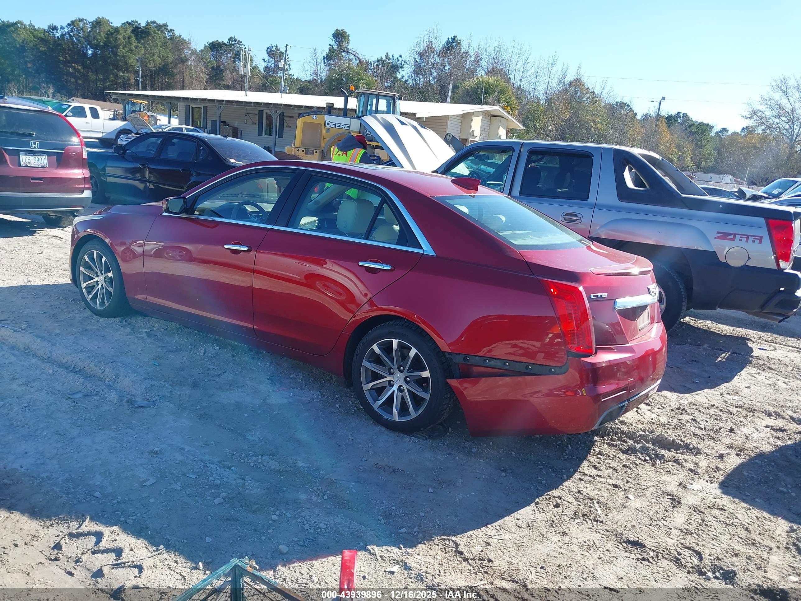 CADILLAC CTS image 3