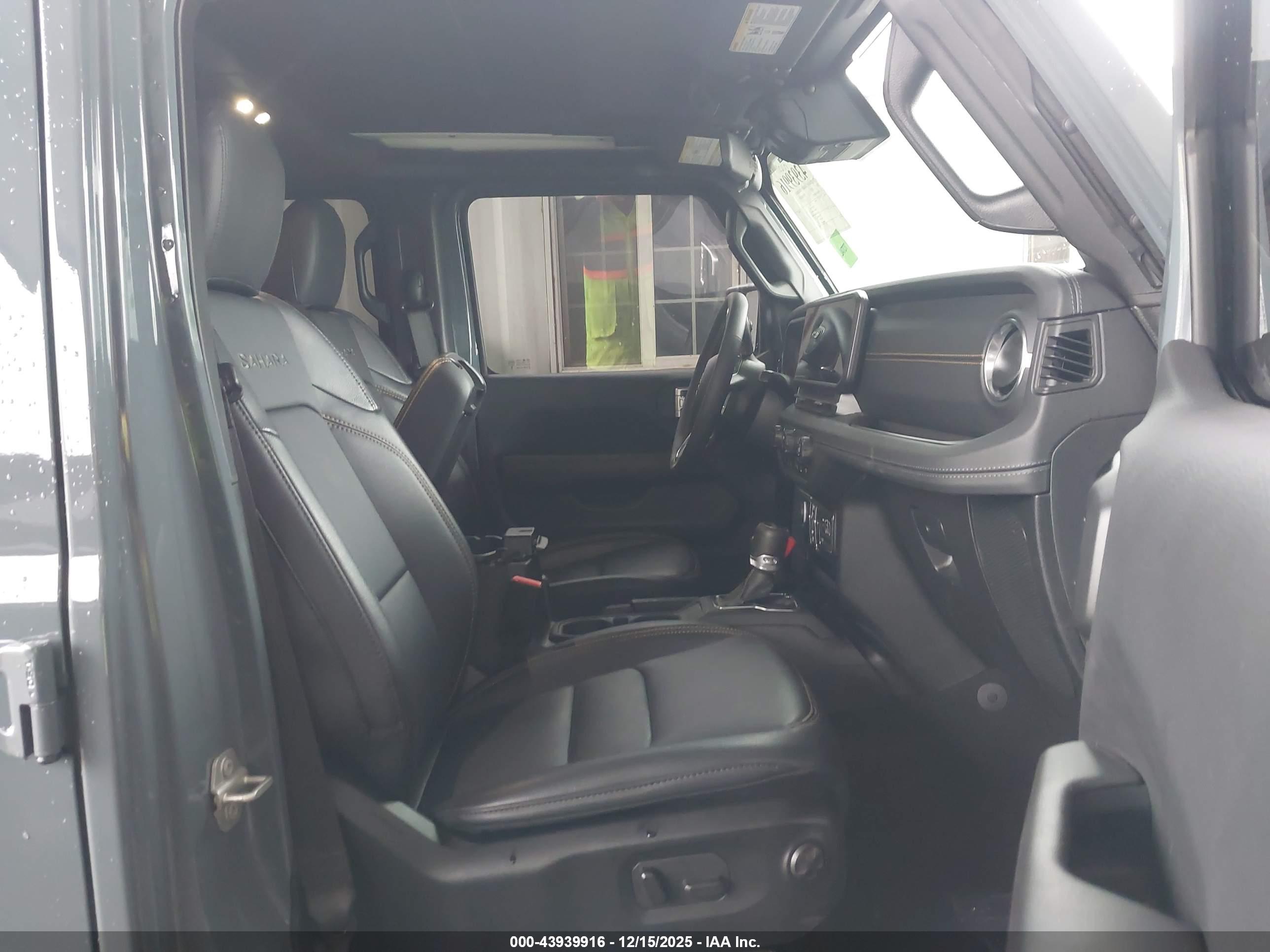 JEEP WRANGLER image 5