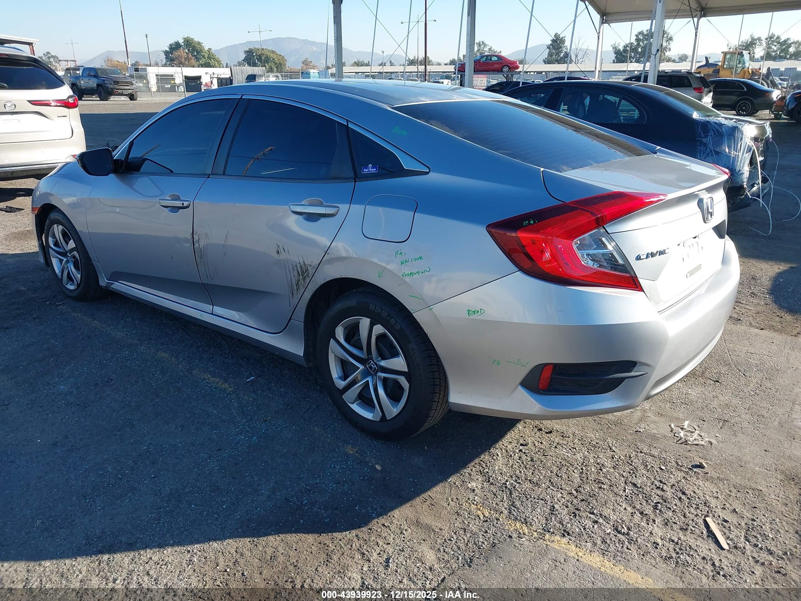 HONDA CIVIC image 3