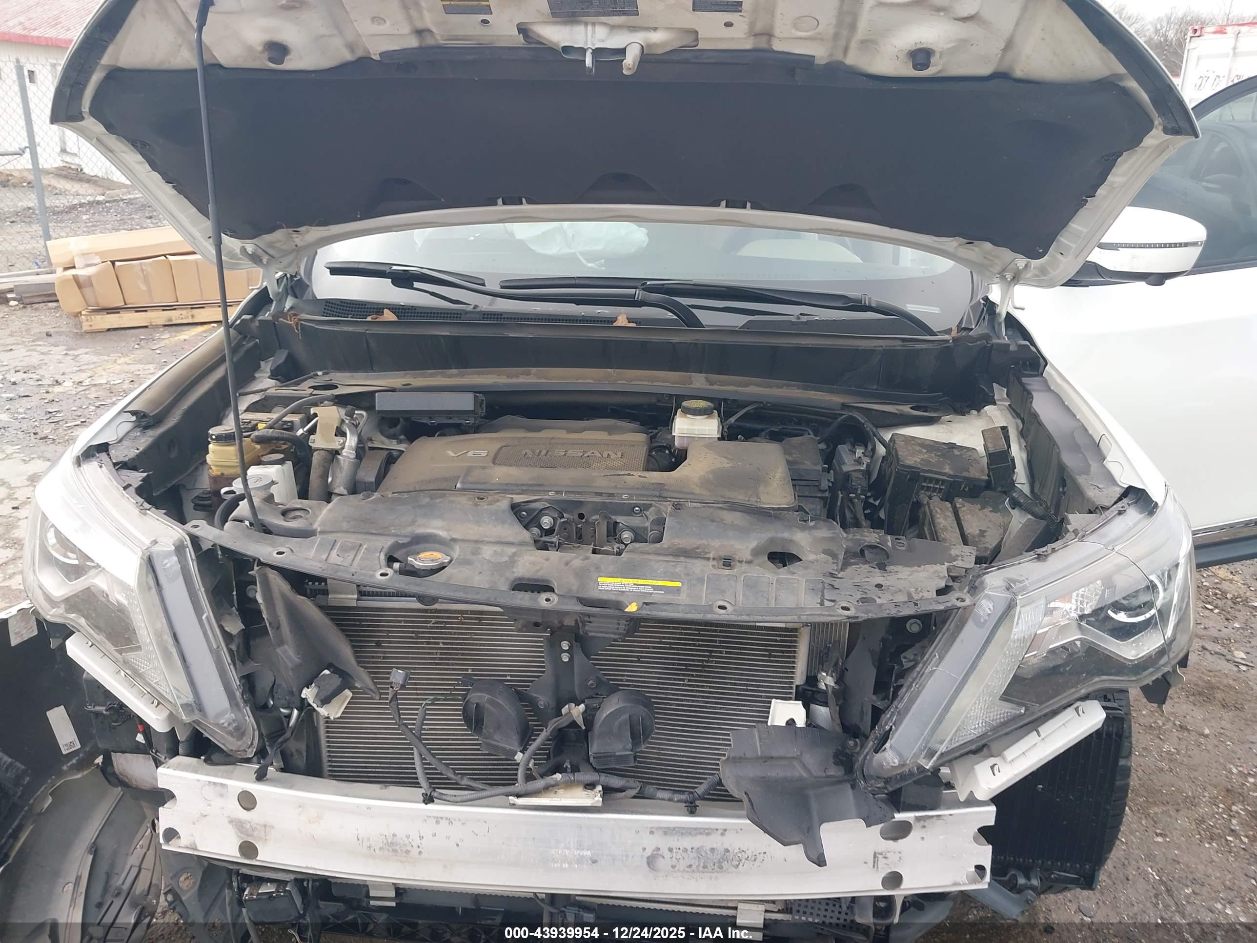 NISSAN PATHFINDER image 10