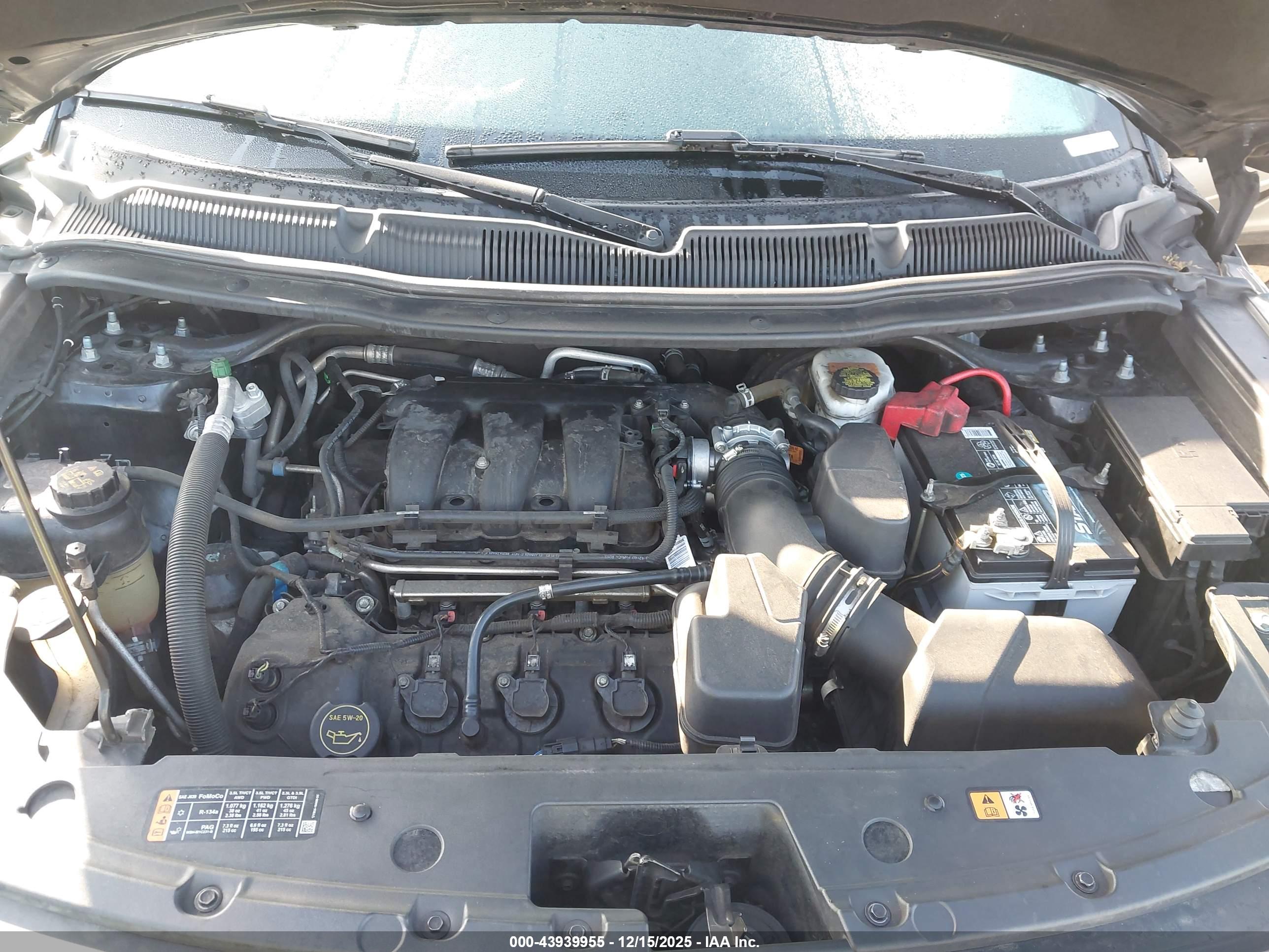 FORD EXPLORER image 10