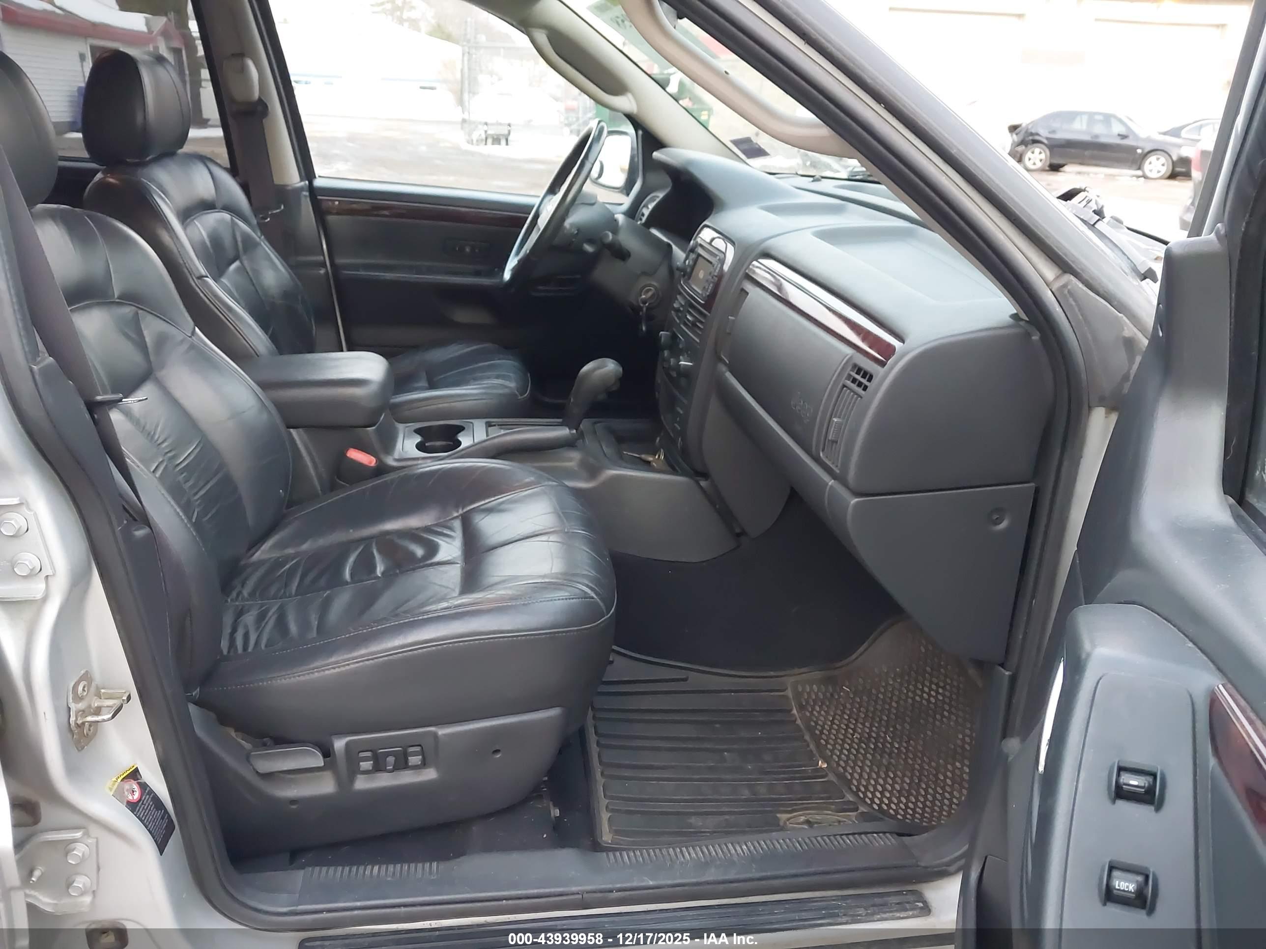 JEEP GRAND image 5
