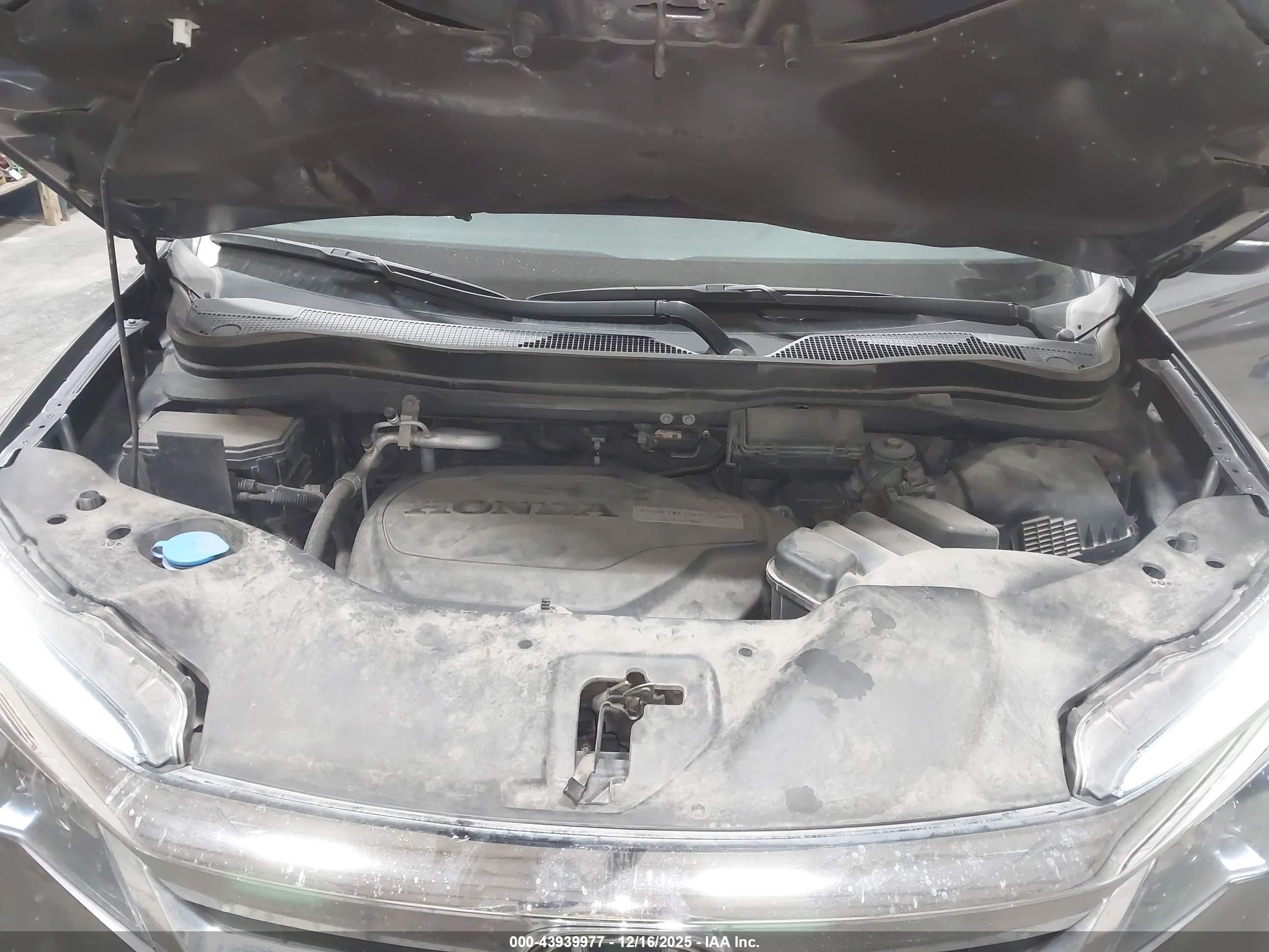 HONDA PILOT image 10