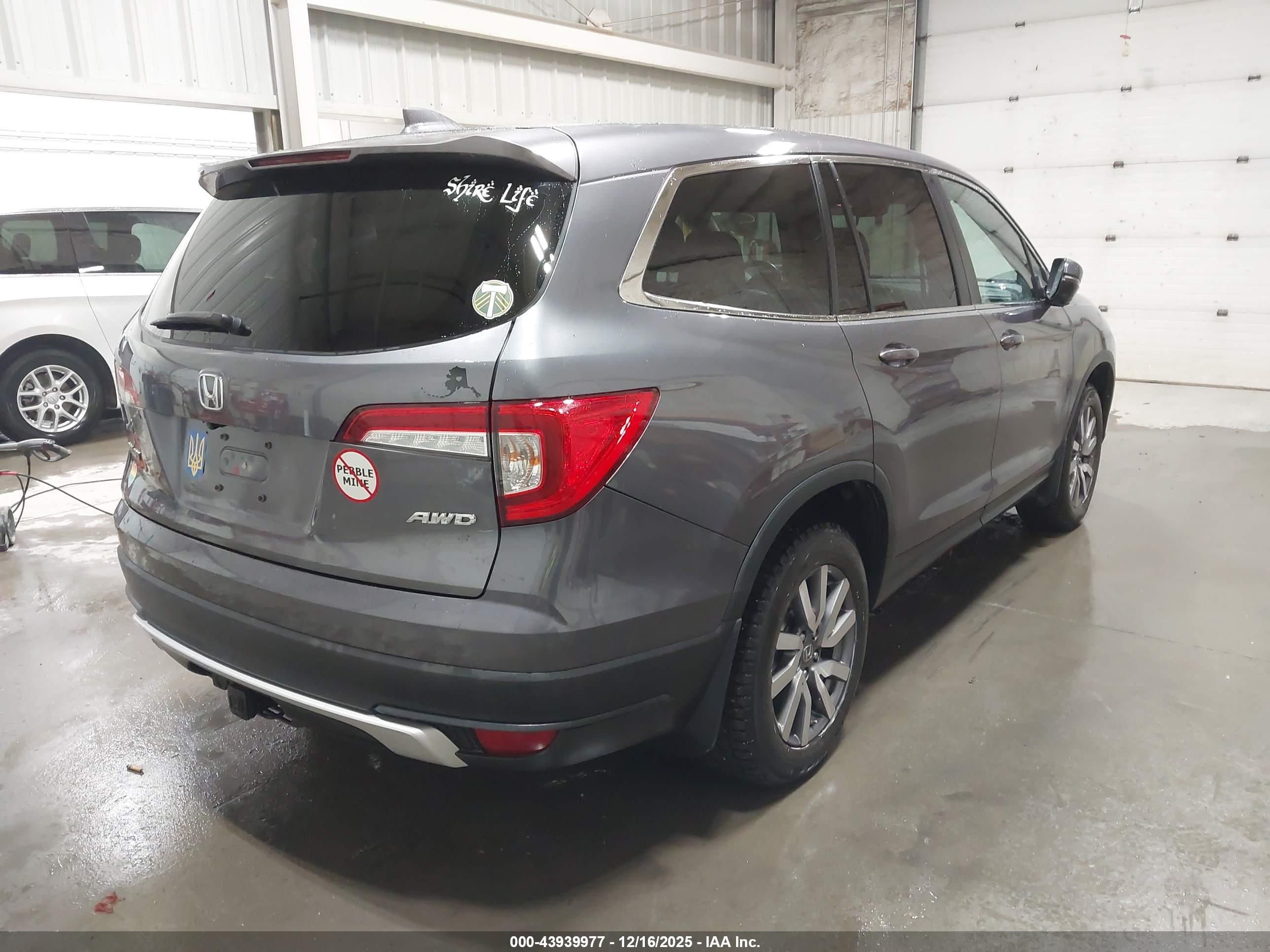 HONDA PILOT image 4