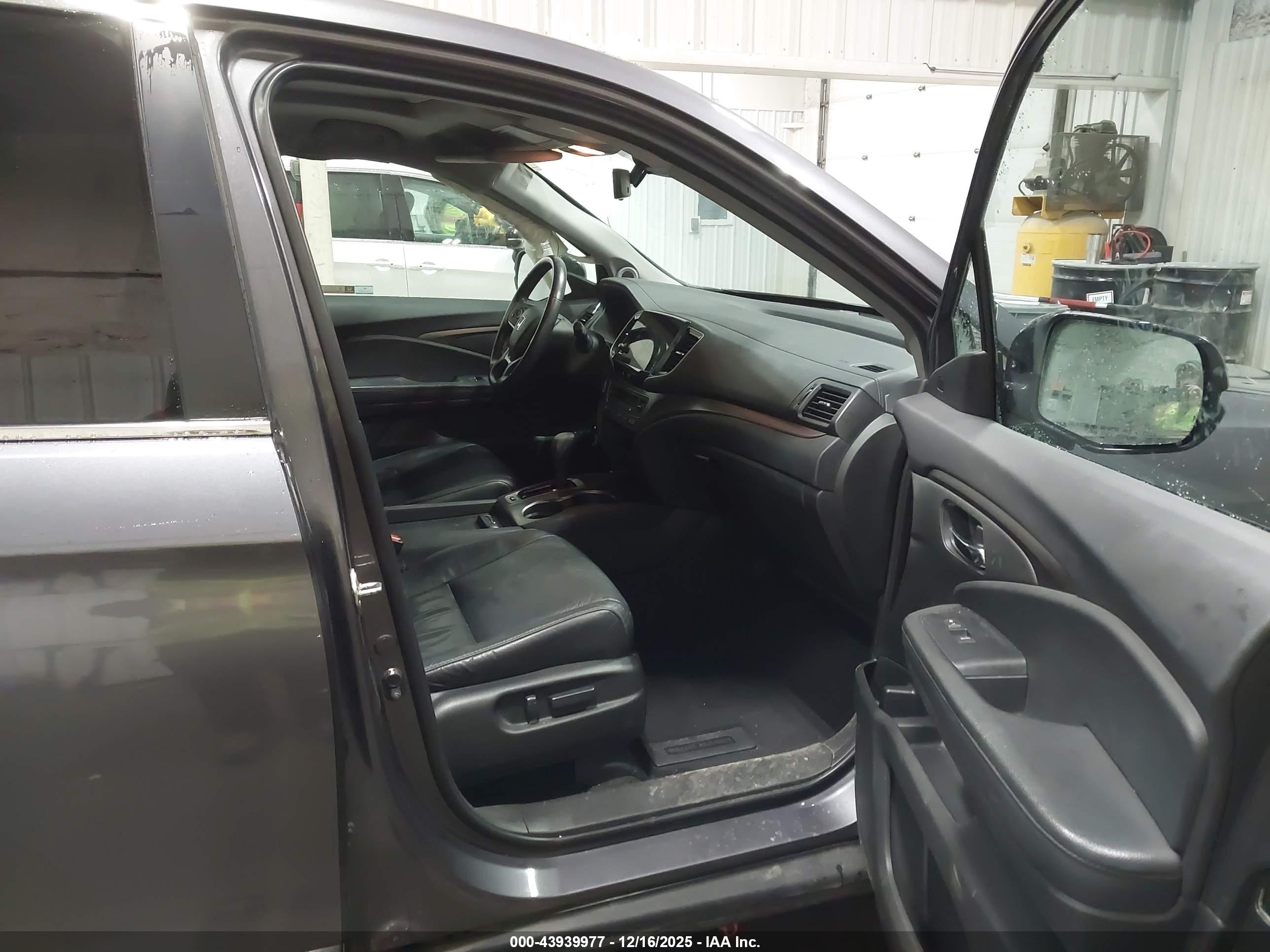 HONDA PILOT image 5