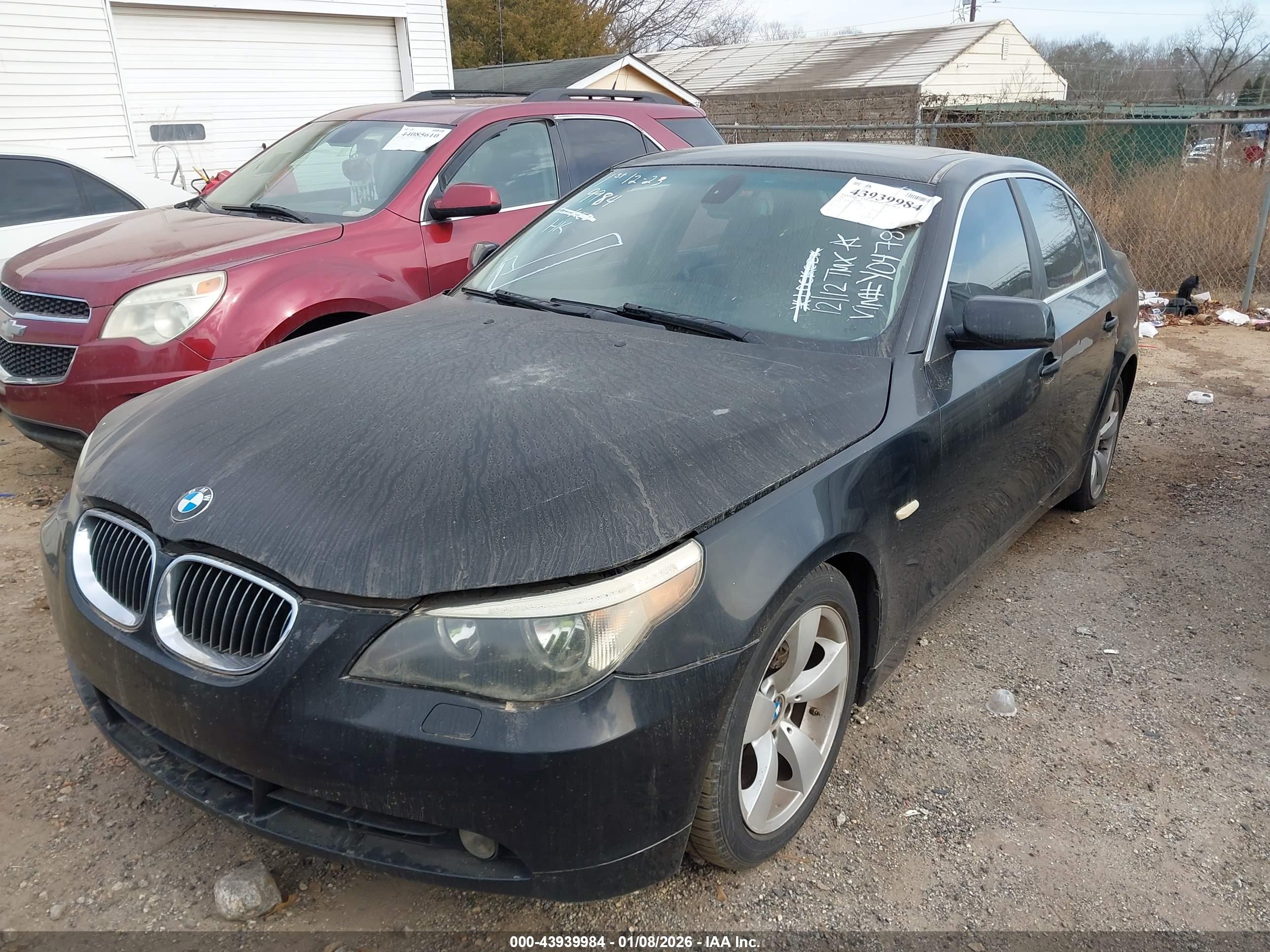 BMW 525I image 2