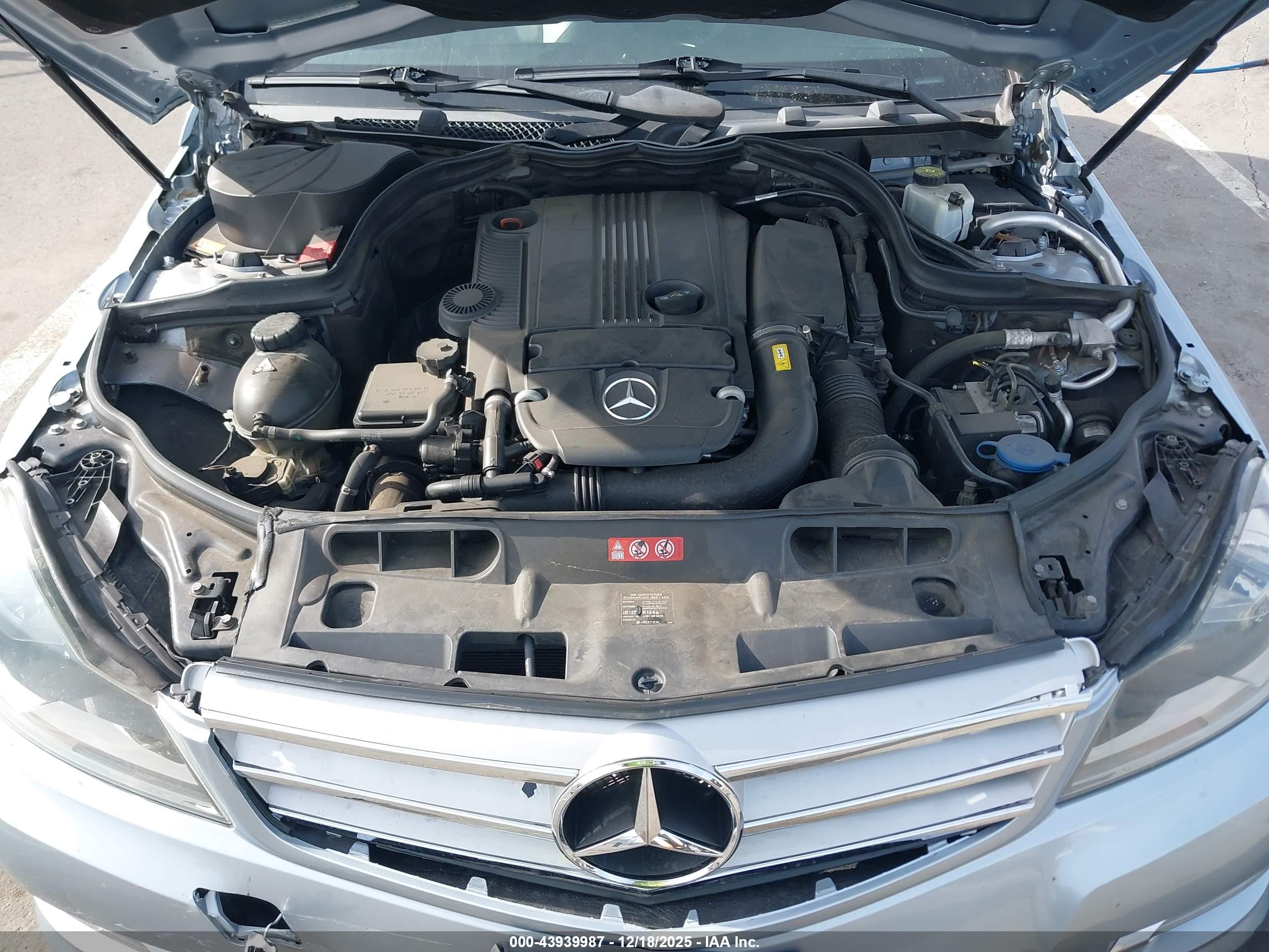 MERCEDES-BENZ C image 10