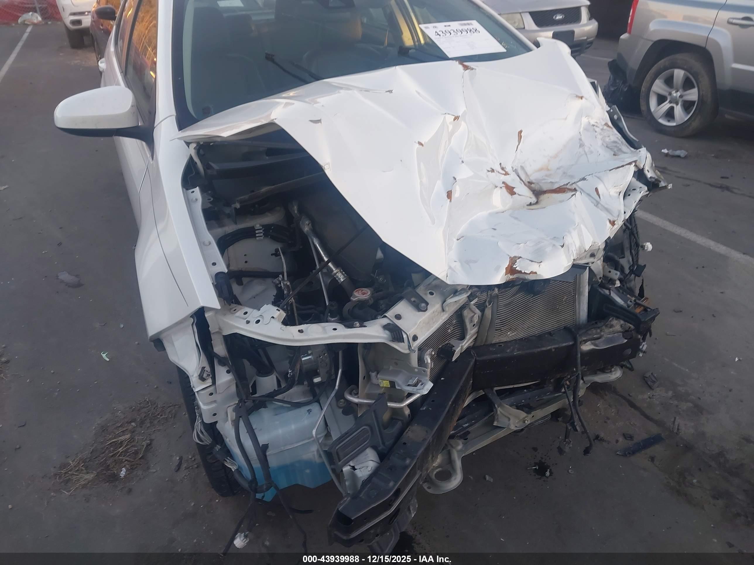TOYOTA COROLLA image 6