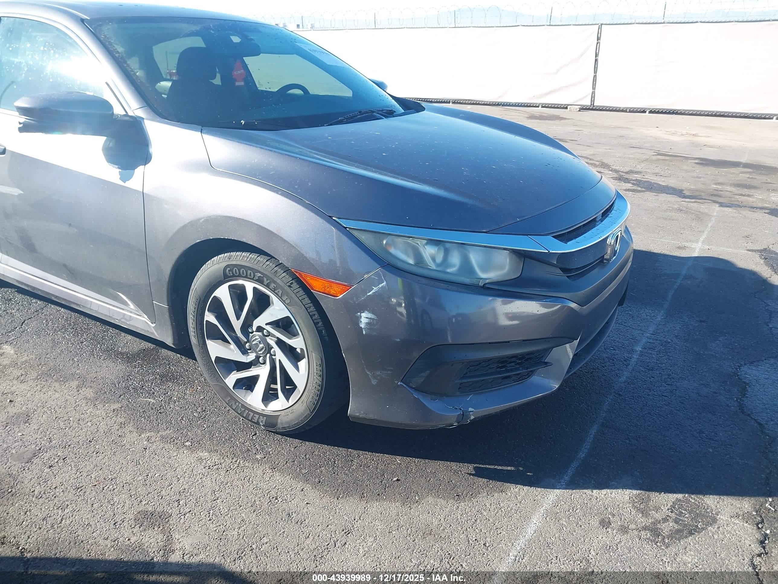 HONDA CIVIC image 6