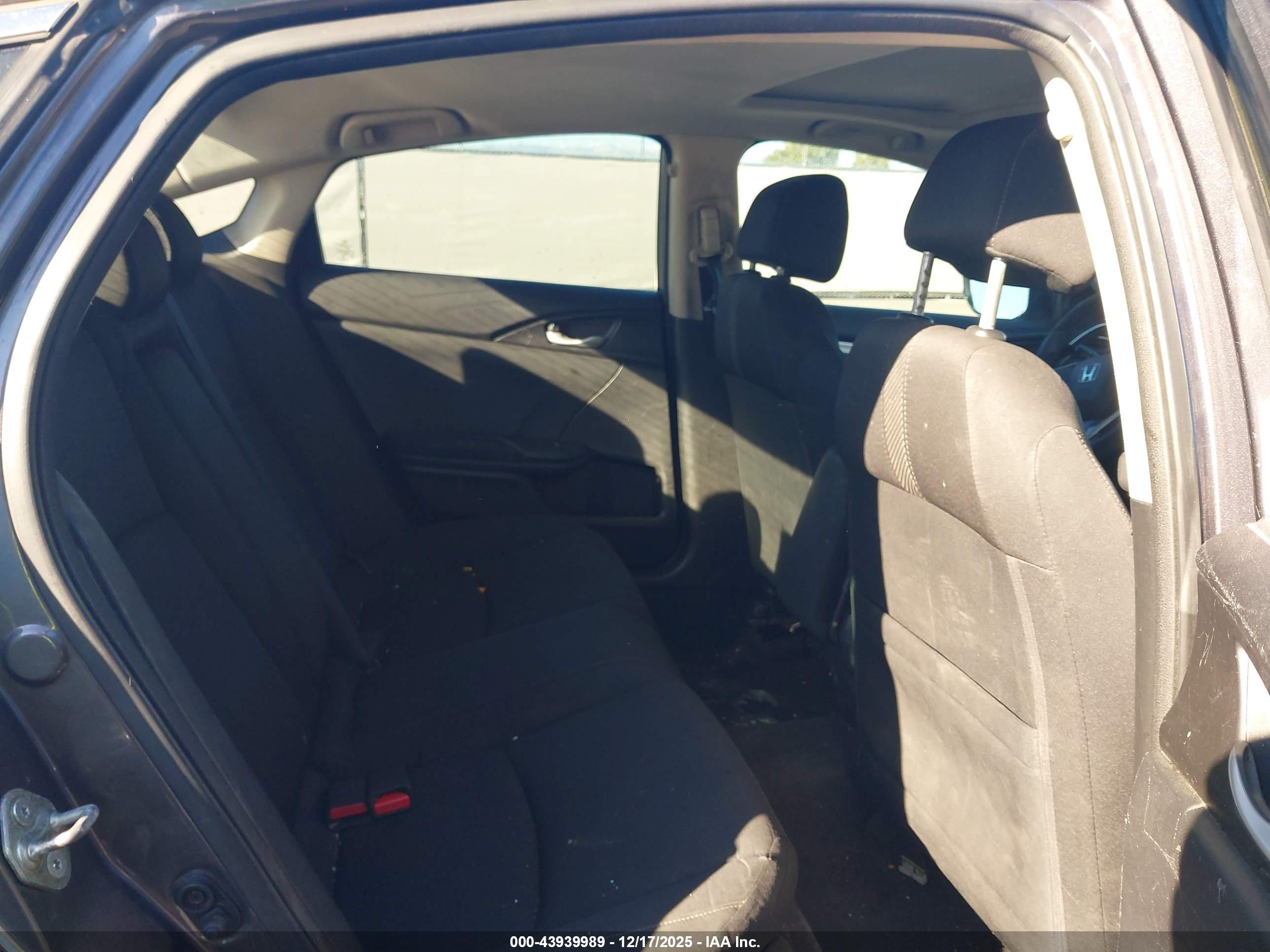 HONDA CIVIC image 8