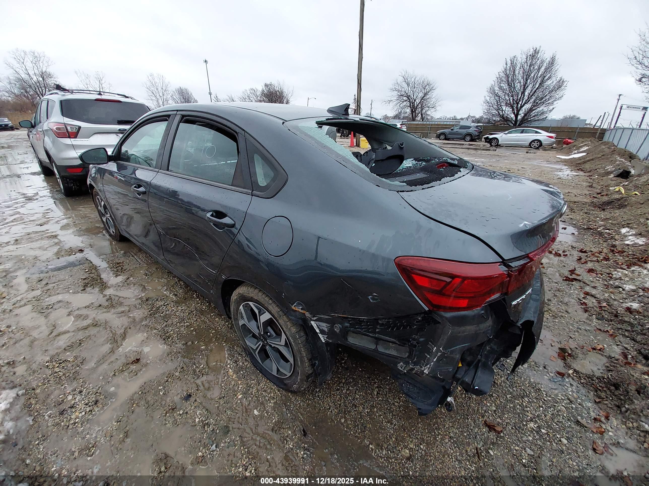 KIA FORTE image 3