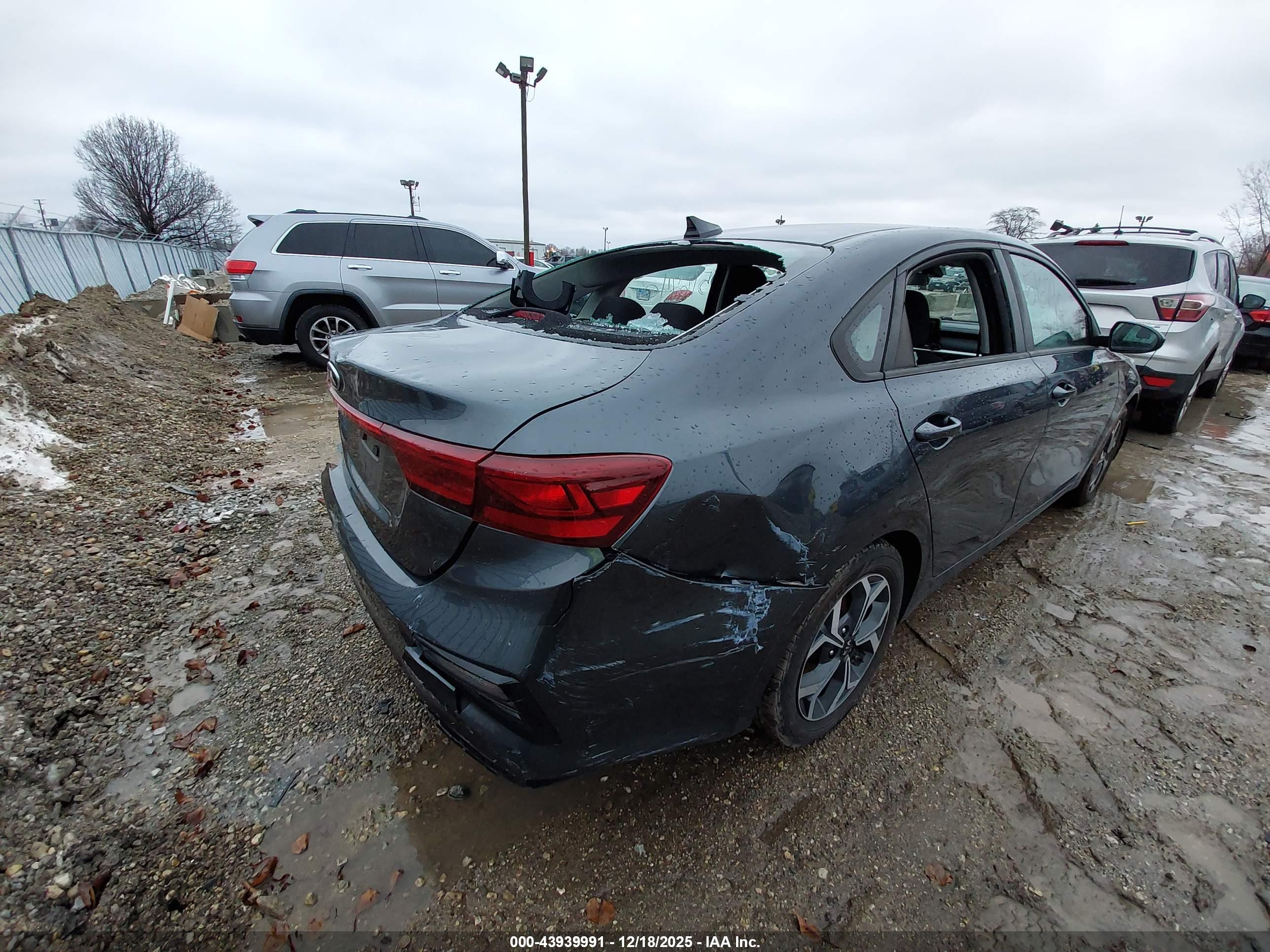 KIA FORTE image 4