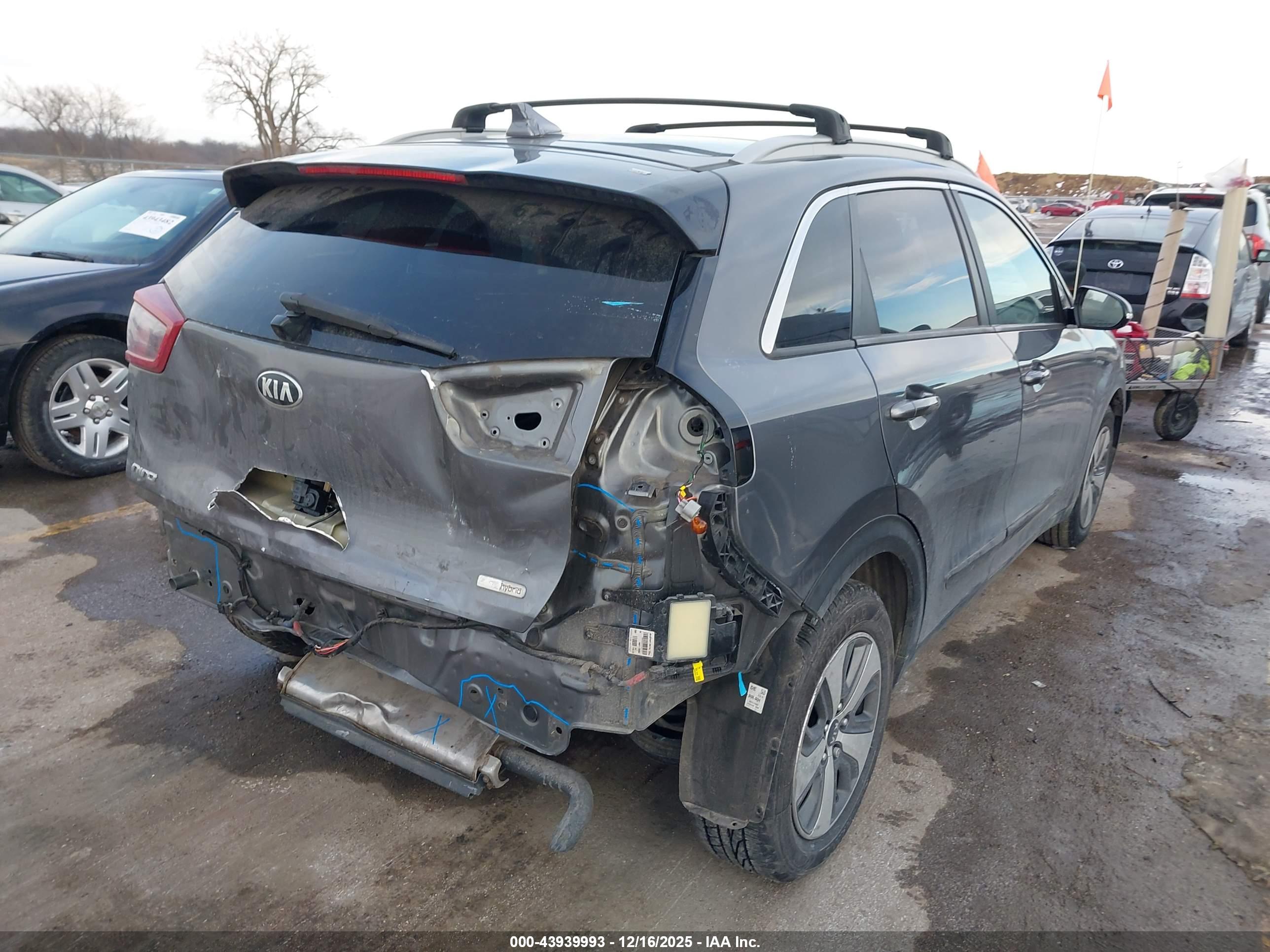 KIA NIRO image 4