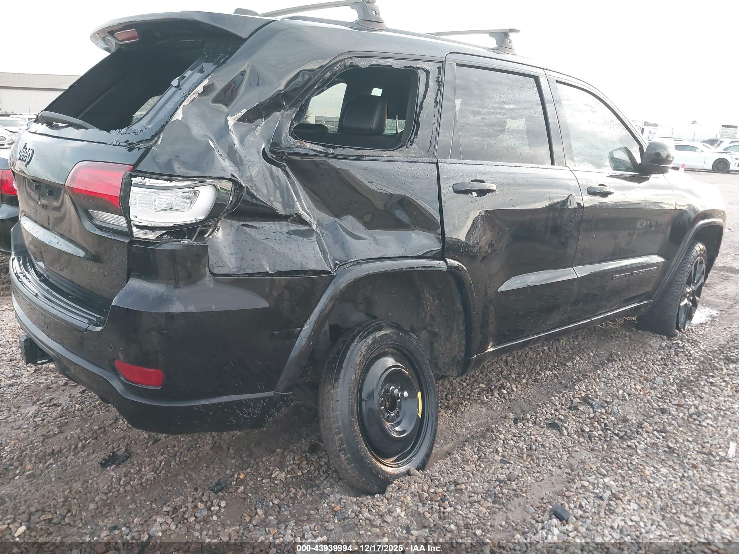 JEEP GRAND image 4