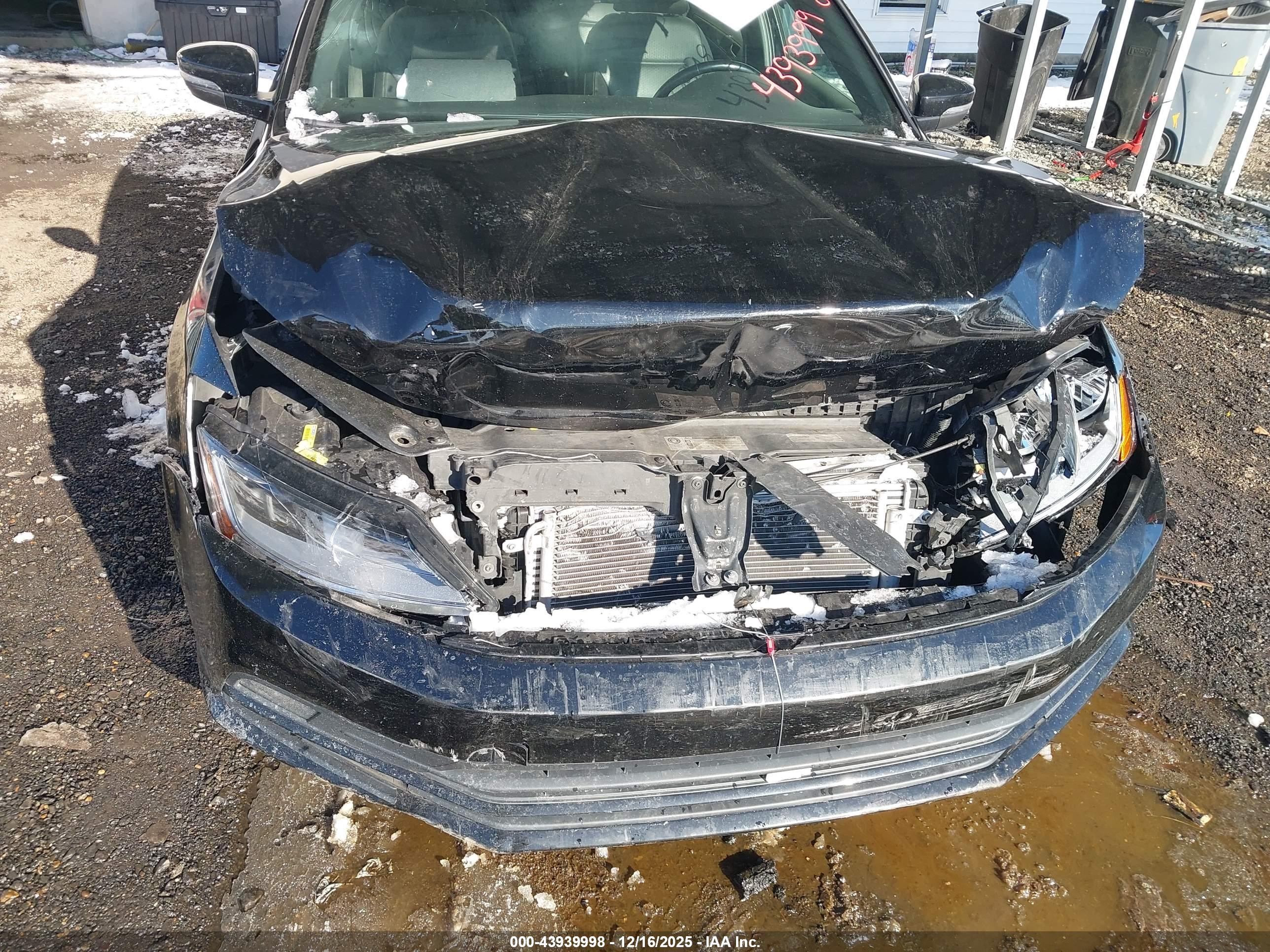 VOLKSWAGEN JETTA image 6