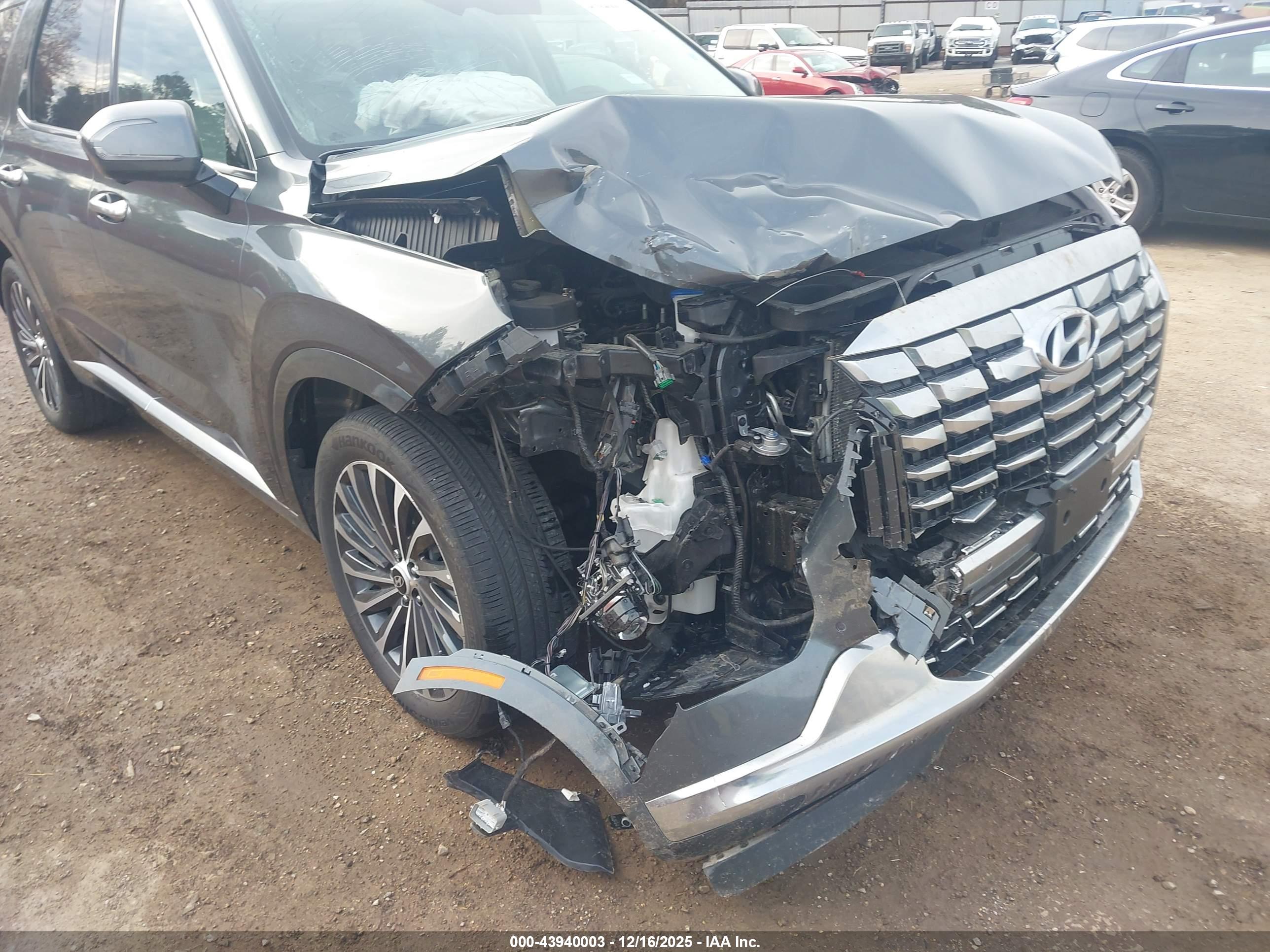 HYUNDAI PALISADE image 6