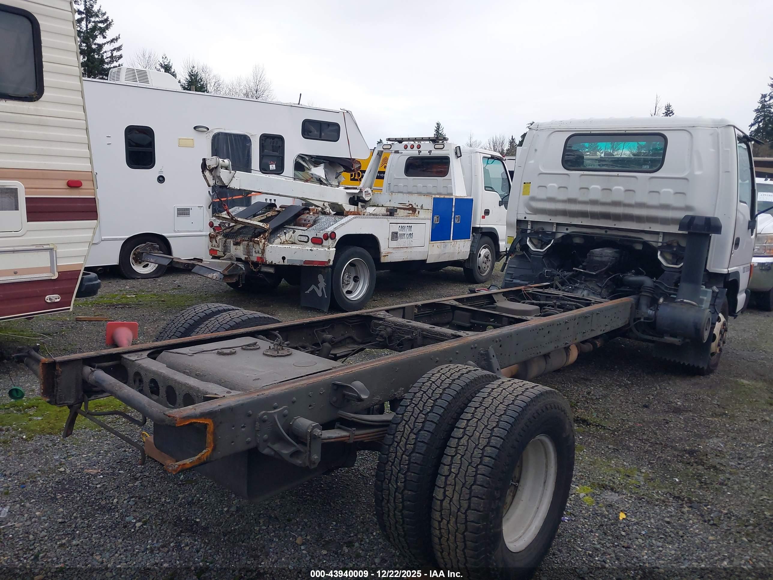 ISUZU W4S042 image 4