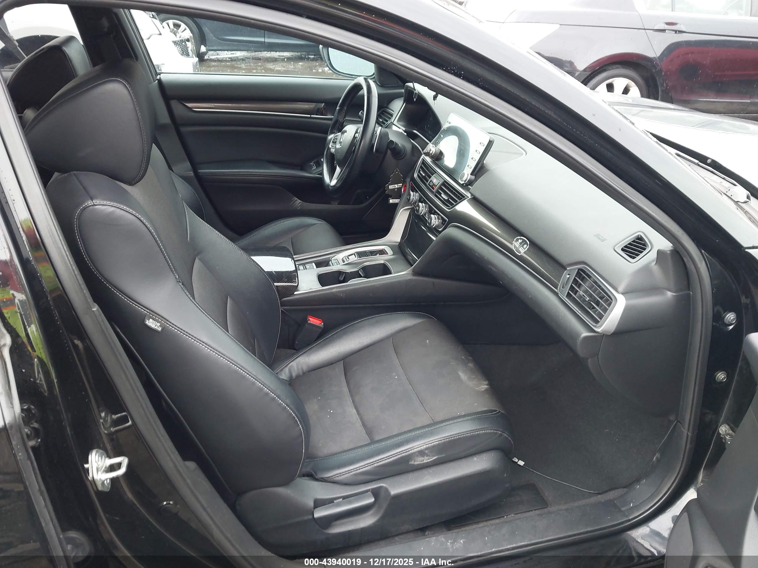 HONDA ACCORD image 5