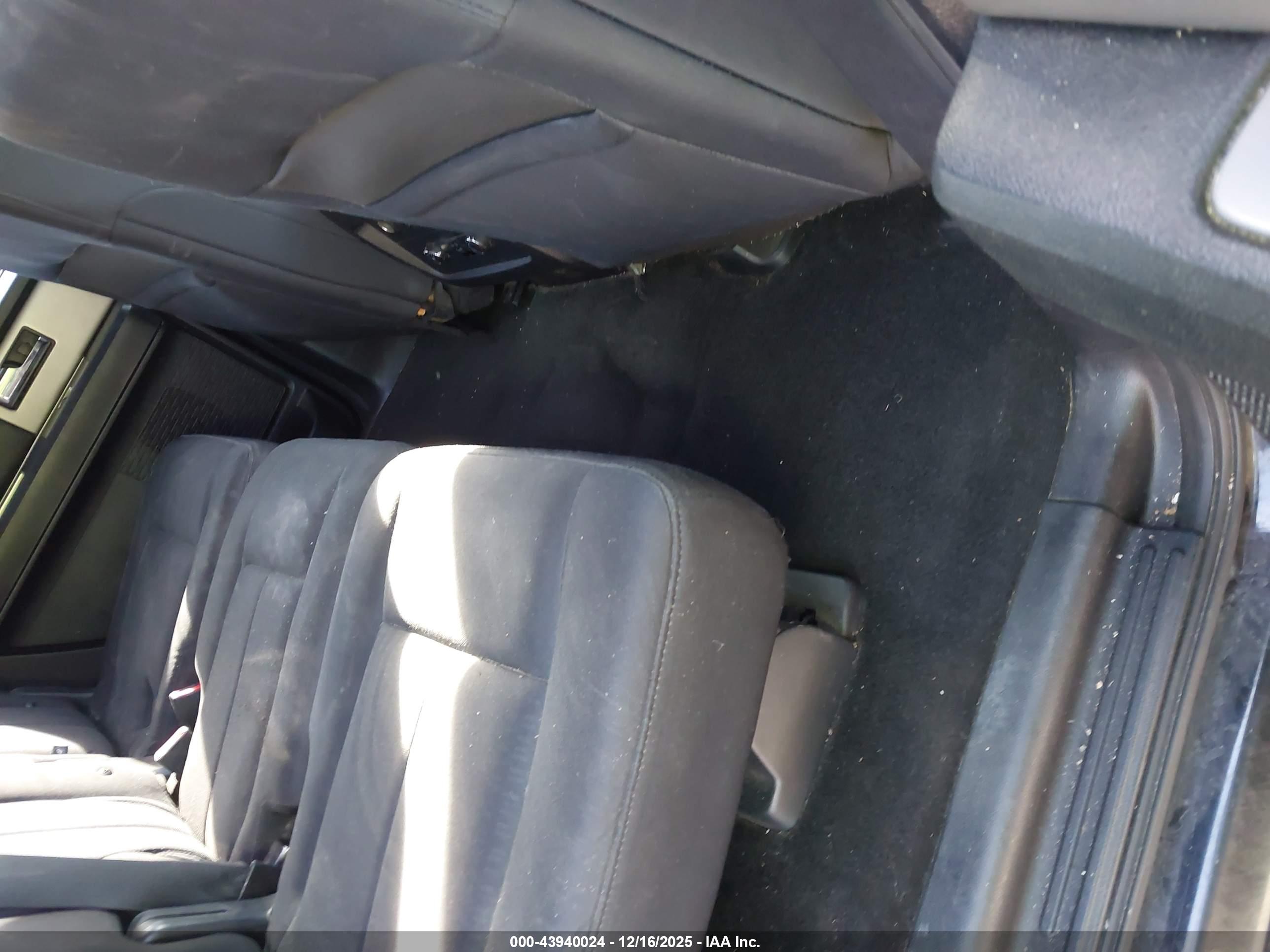 FORD EXPEDITION image 8
