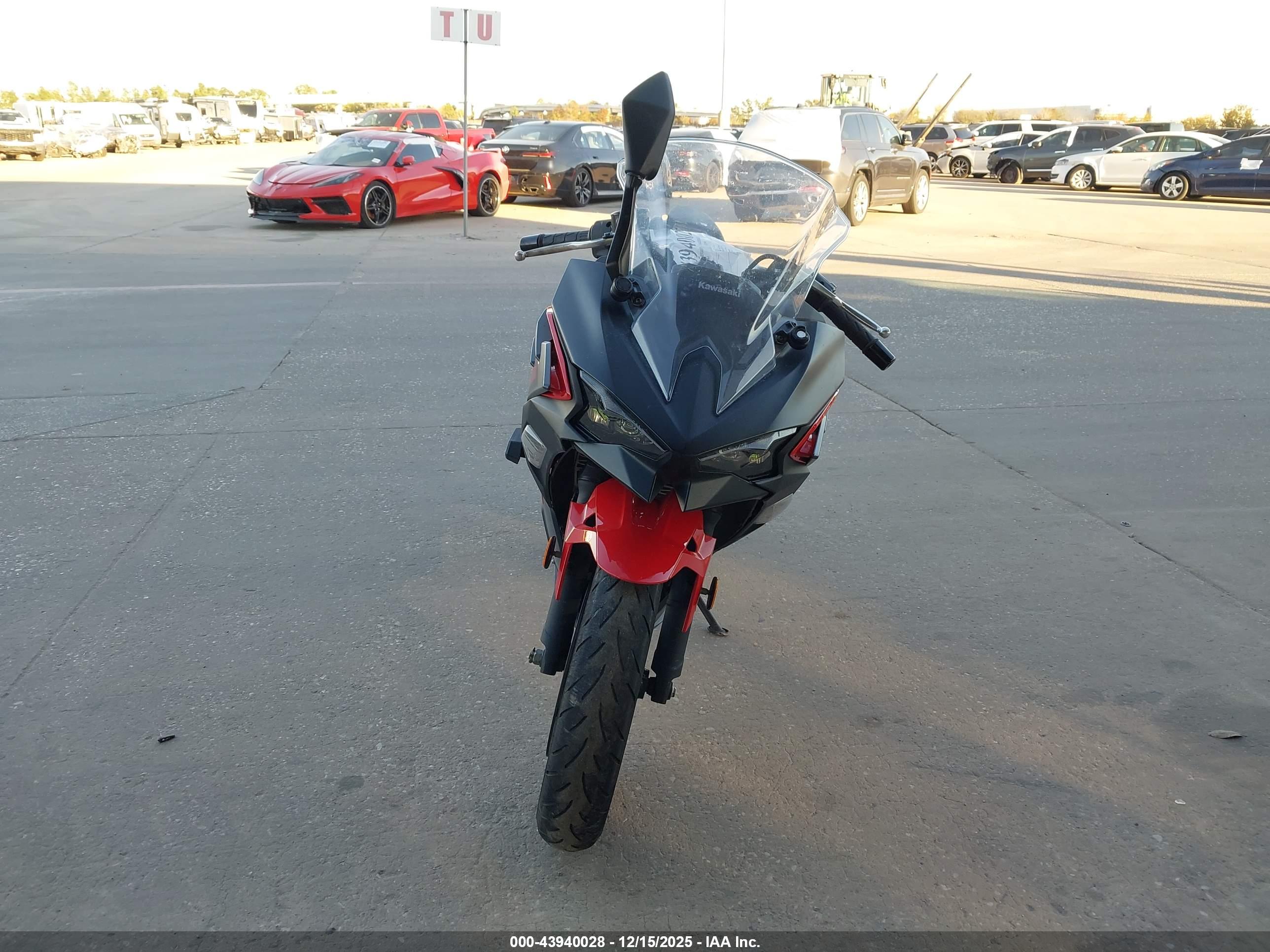 KAWASAKI EX500 image 5