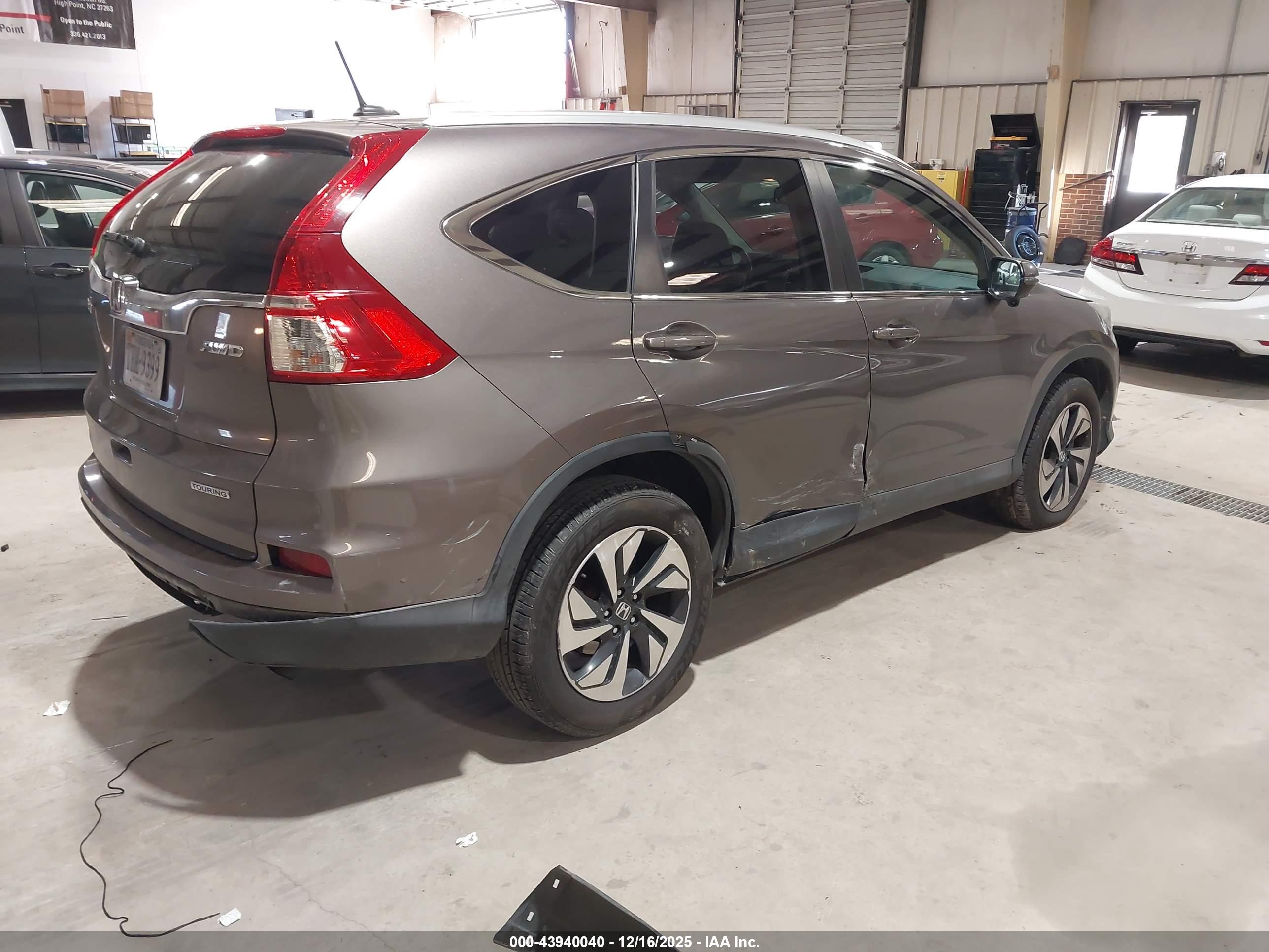 HONDA CR-V image 4