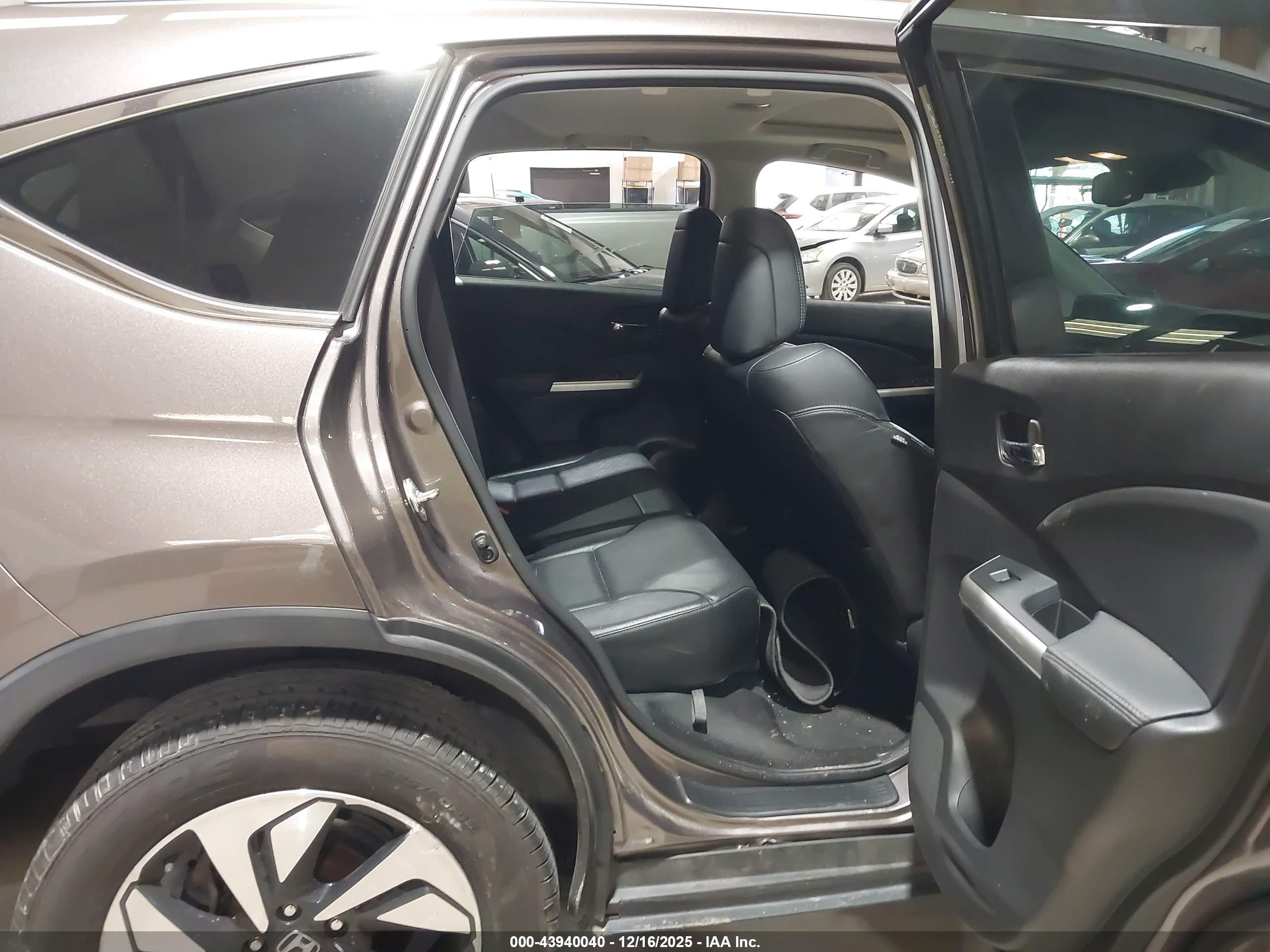HONDA CR-V image 8